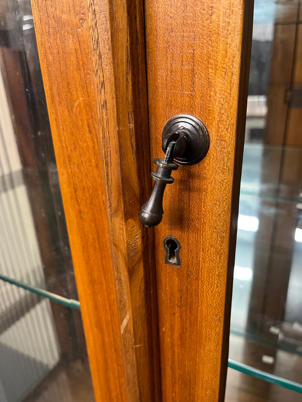 Solid dark wood carved details large 2 glass door 2 drawer display unit, glass missing from 1 door (H 200 x W 122 x D 45 cm) 1325