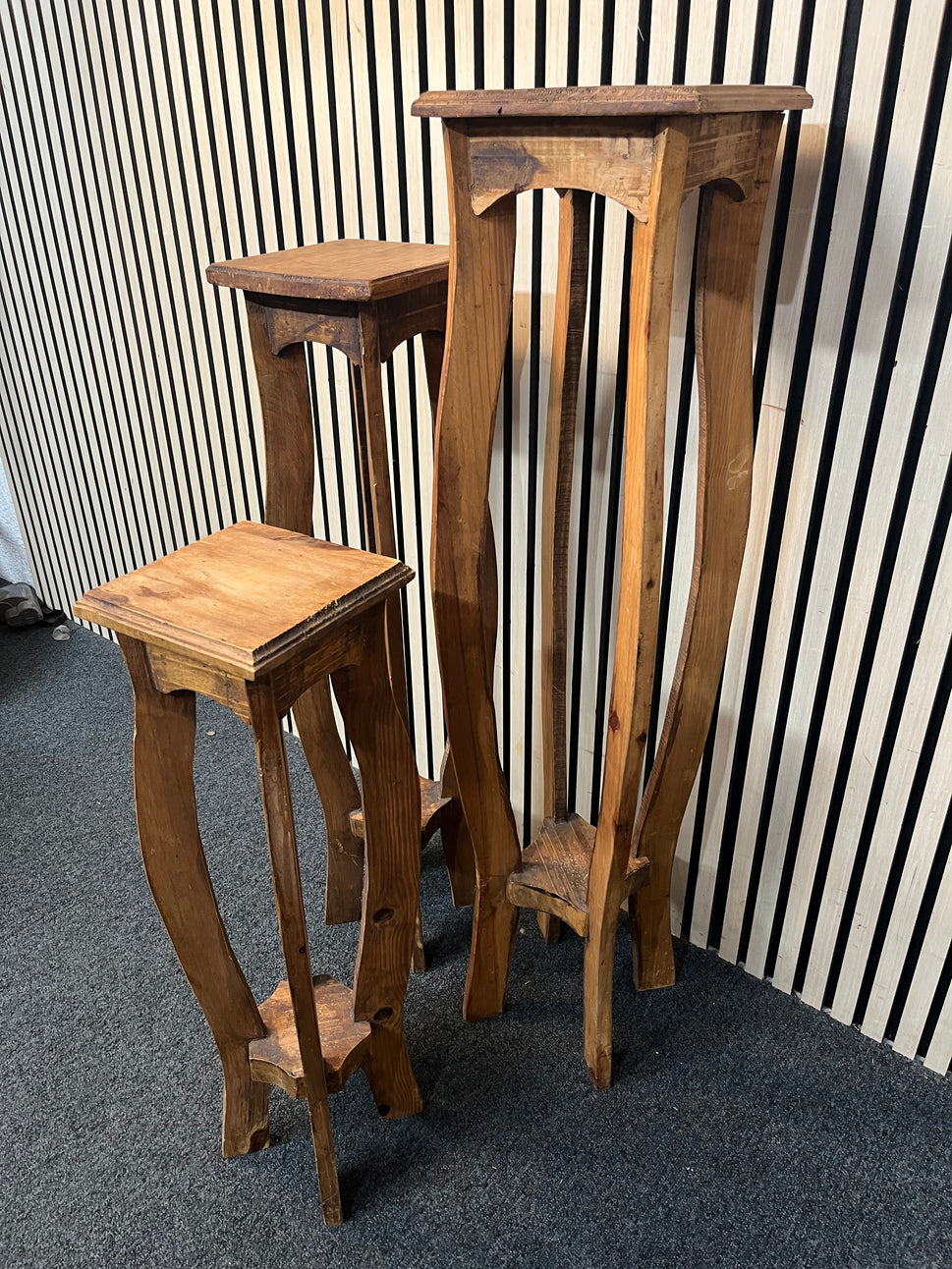 Baly solid mexican pine nest of 3 no. tall plant tables (Heights 107, 91, 71 cm) 43421