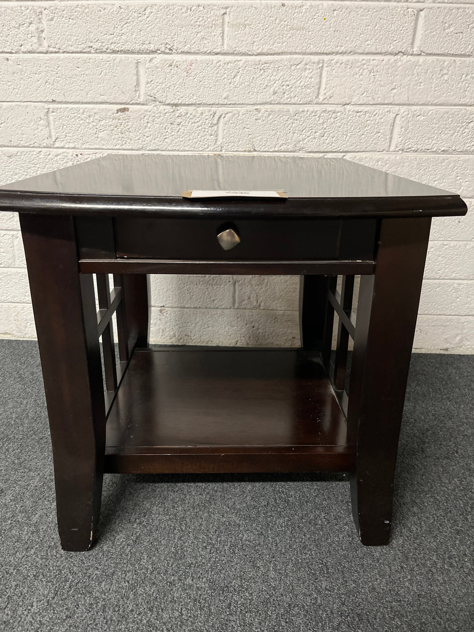 Solid low dark wood stained lamp table with drawers (H 58 x W 71 x D 51 cm) 2225