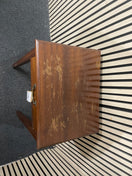 Small 1 drawer mahogany stained lamp table 44638