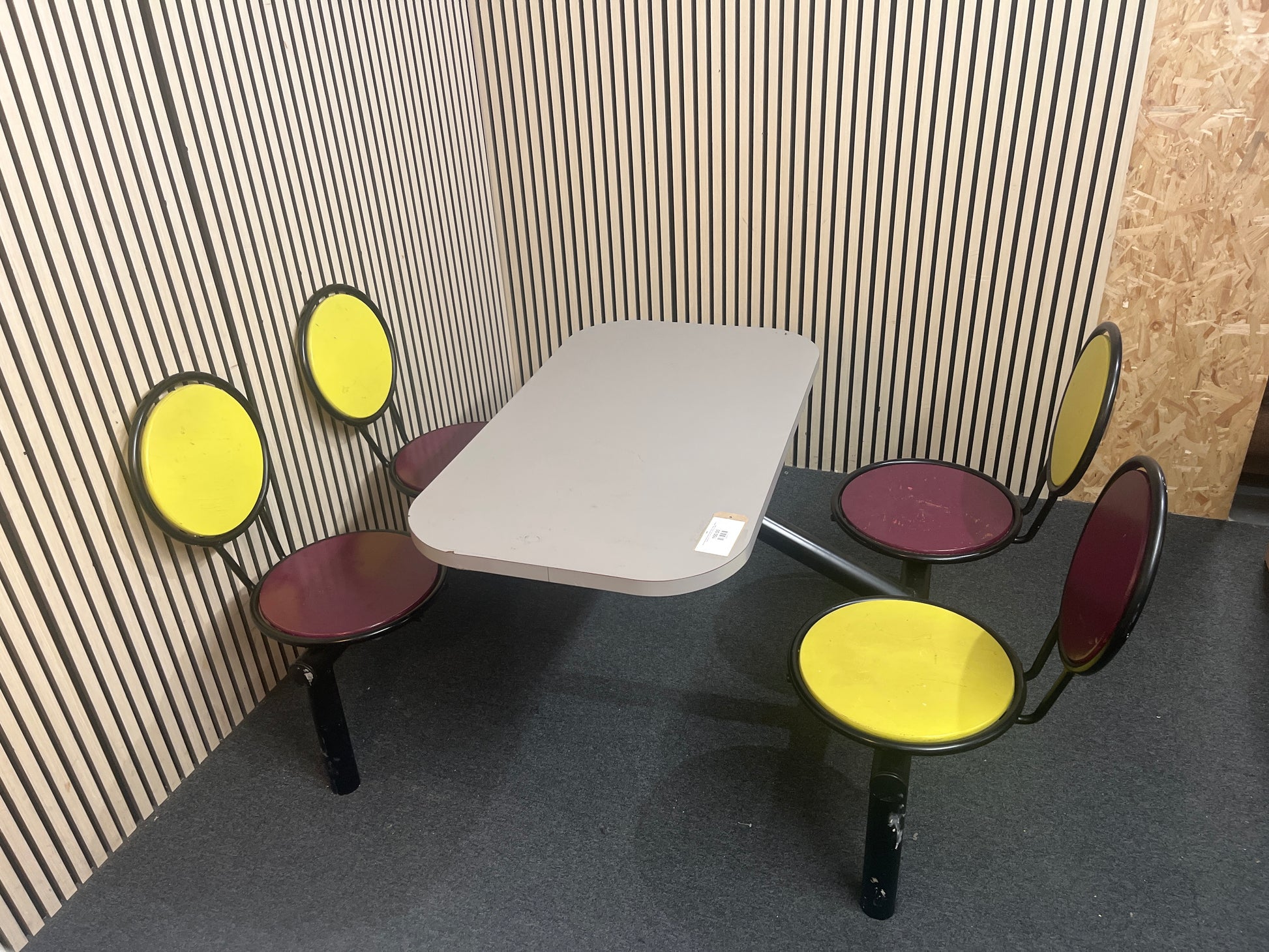 Solid black metal framed mixed colour plastic cafeteria seating (H 73 x W 104 x D 60 cm) J3860