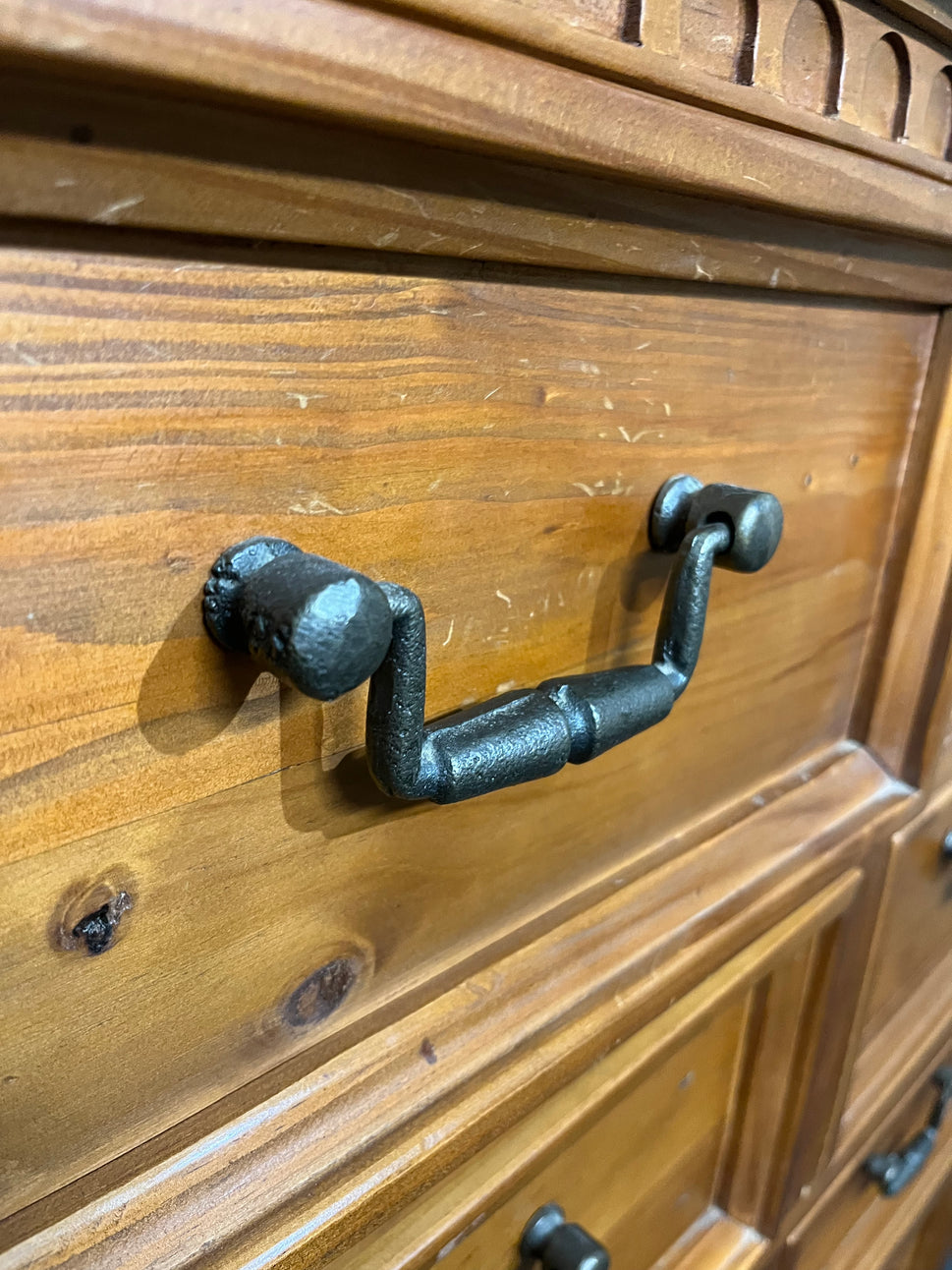 Solid natural pine 2+2+2+1 large chest of drawers (H 120 x W 110 x D 50 cm) 2425