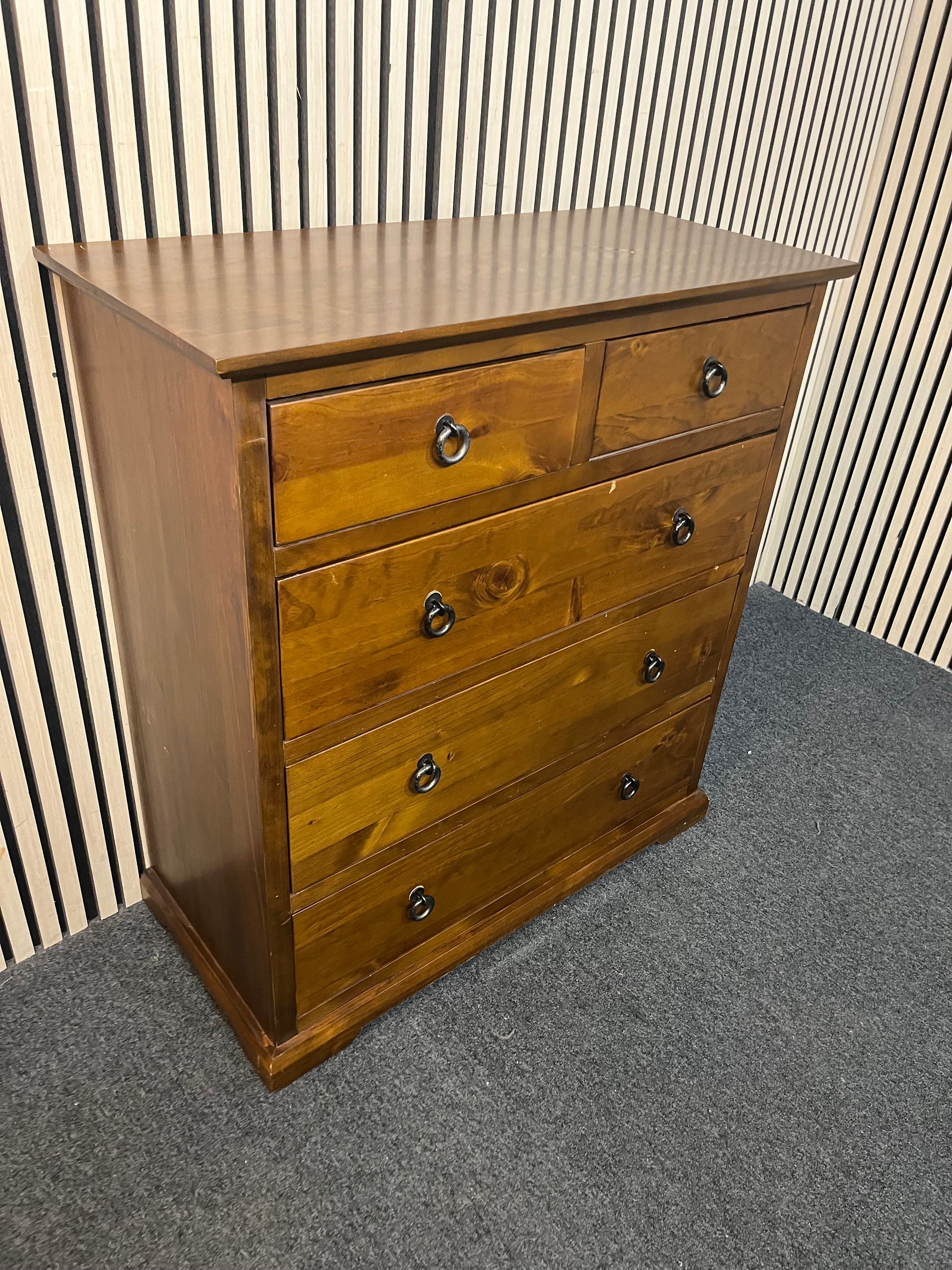 Dark wood stained 3+2 chest of drawers (H 98 x W 90 x D 41 cm) 43424