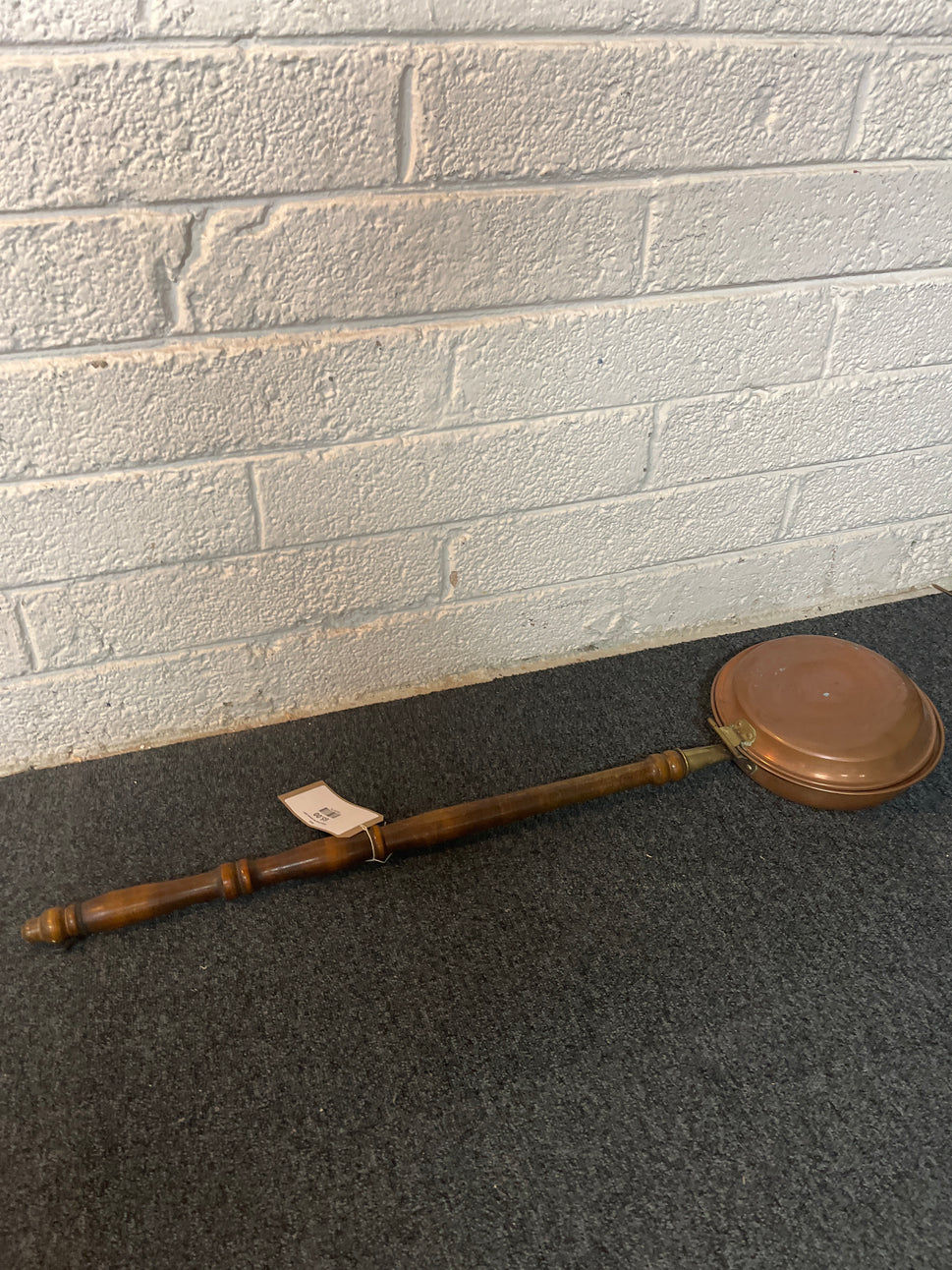 Antique brass bed warmer 2225