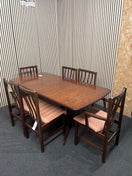 Extending mahogany dining table with six matching slat-back upholstered chairs, width 140 - 182, depth 87 cm 44778