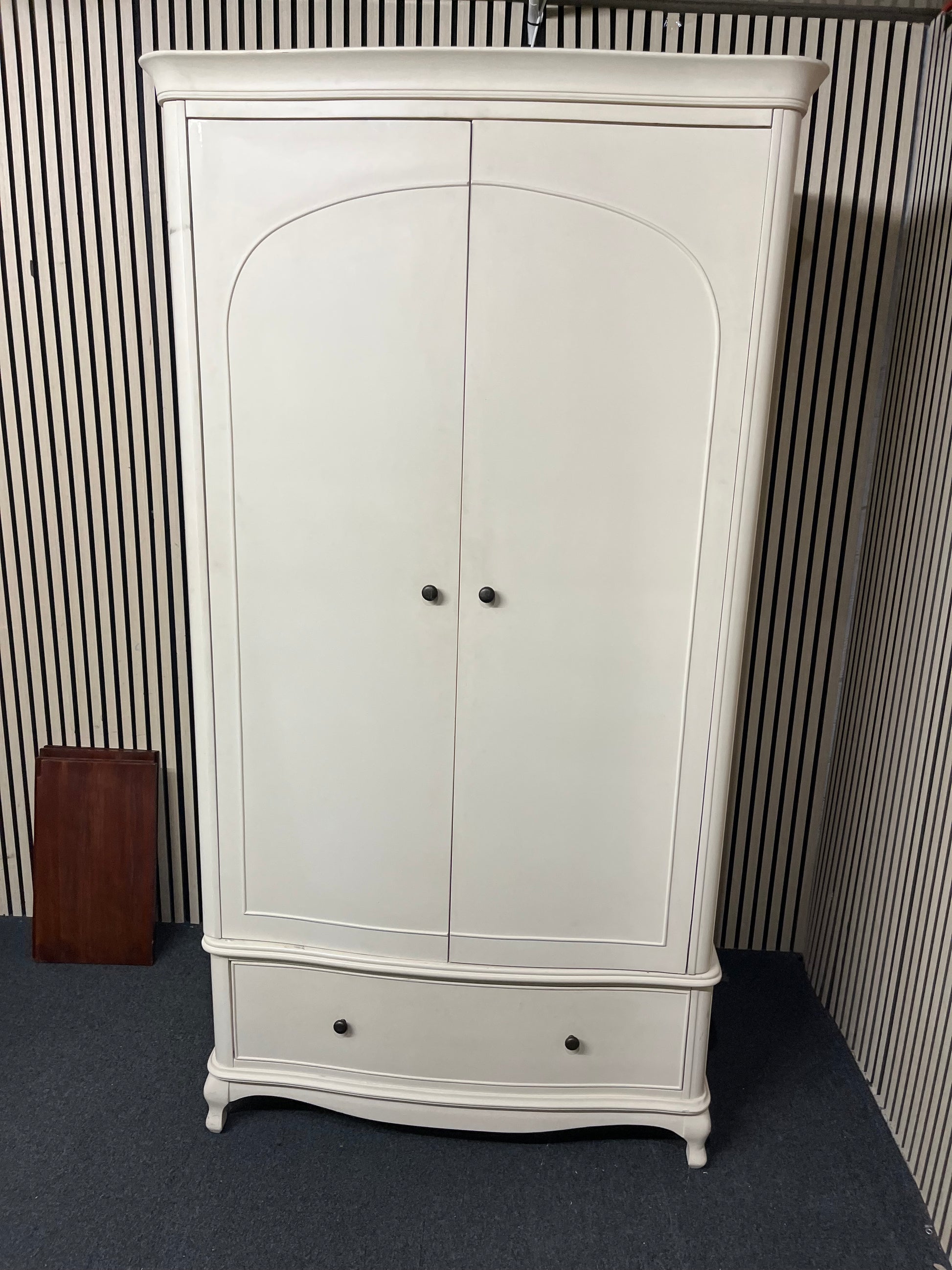 Large white 2 door wardrobe 43986