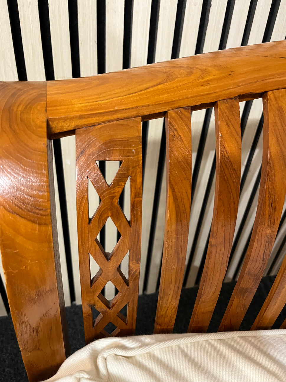 Indonesian solid teak conservatory set 2+2+1+coffee table with white fabric cushions 1126