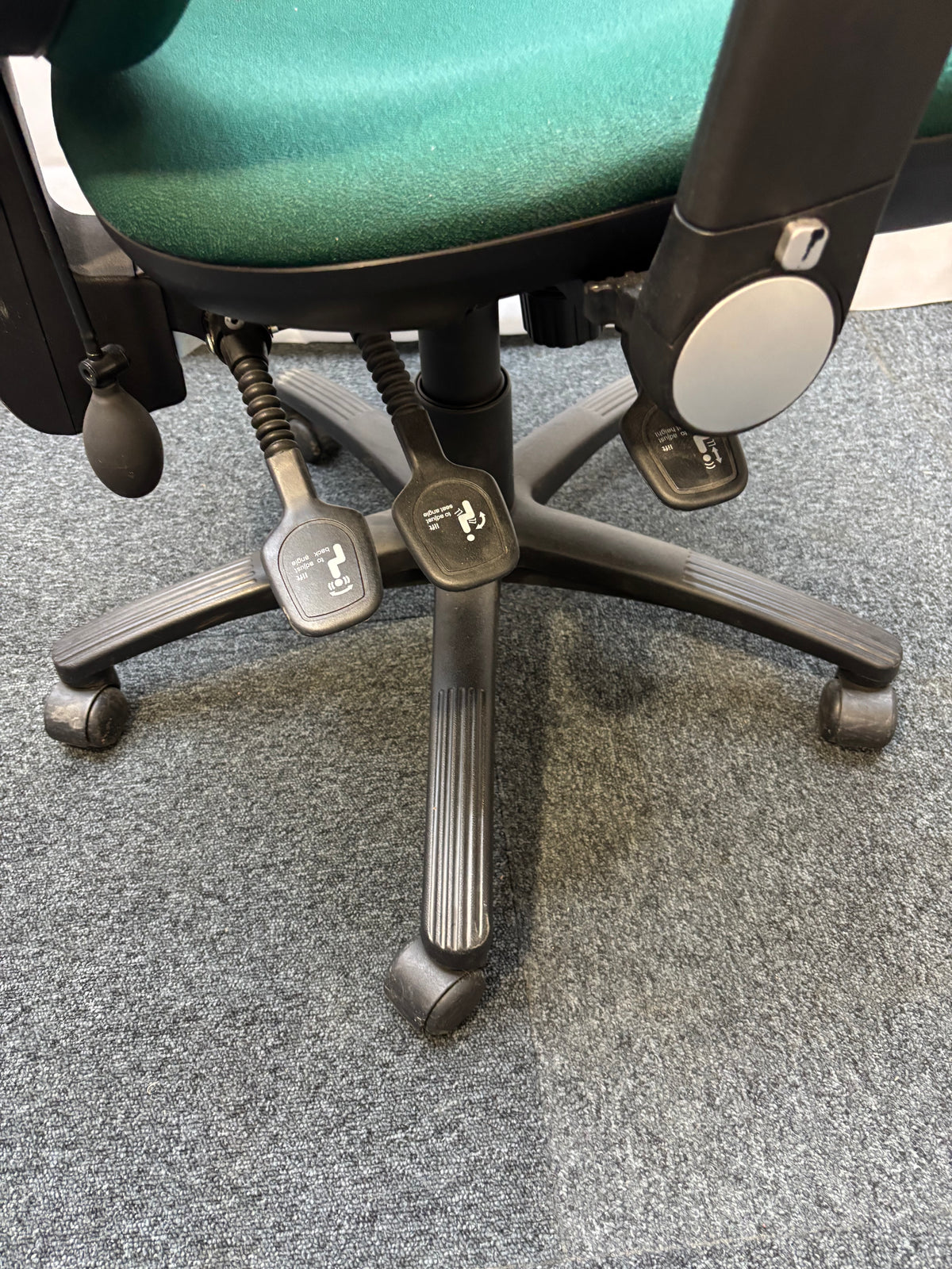 High back multifunction swivel chair, 3 lever mechanism, adjustable arms, pump up lumbar support, in forrest green fabric J3926