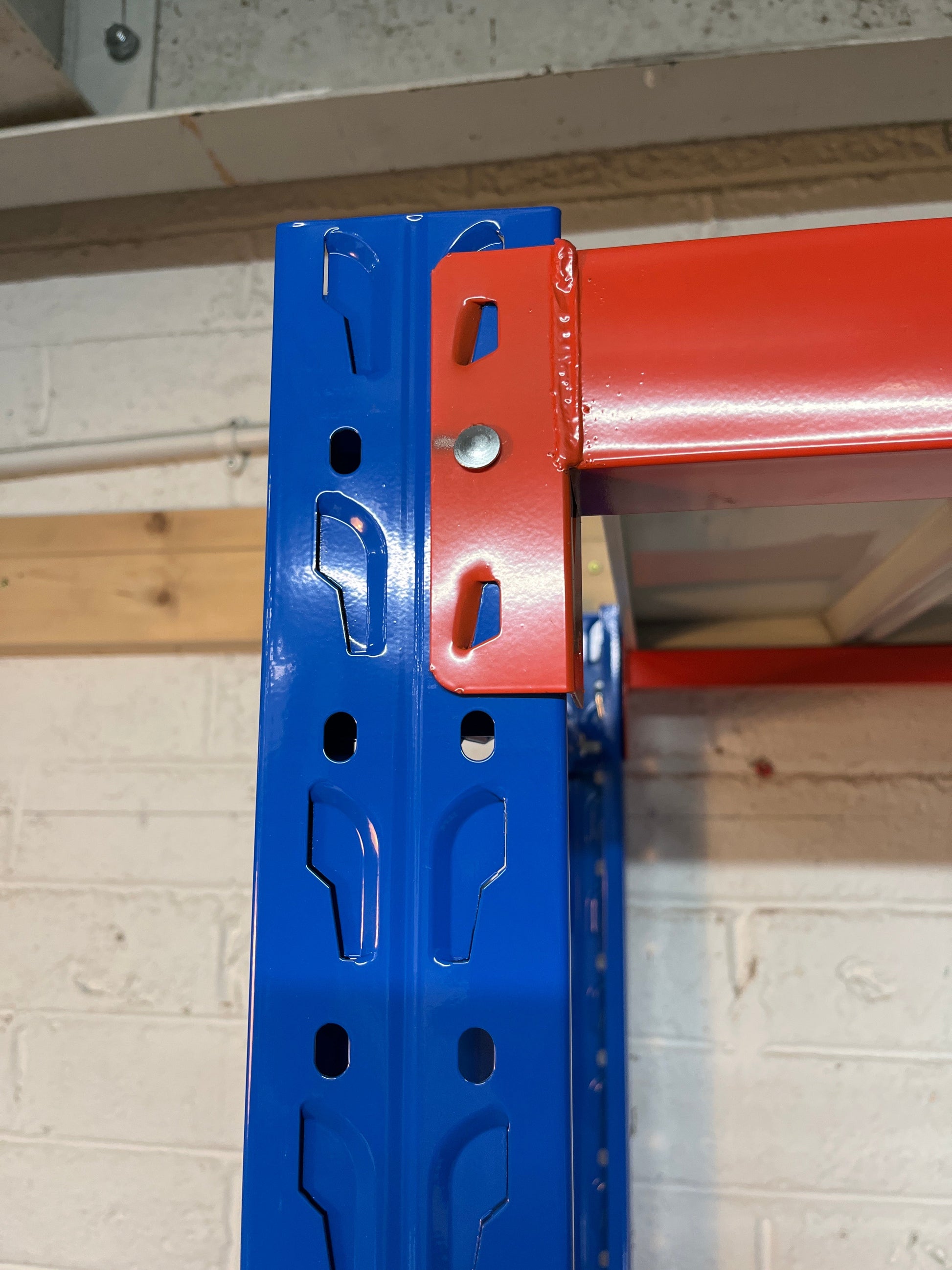 NEW All Metal HEAVY DUTY longspan racking 2000Hx2000Lx600D to include 2 no. upright, 4 no. shelf positions with metal shelves