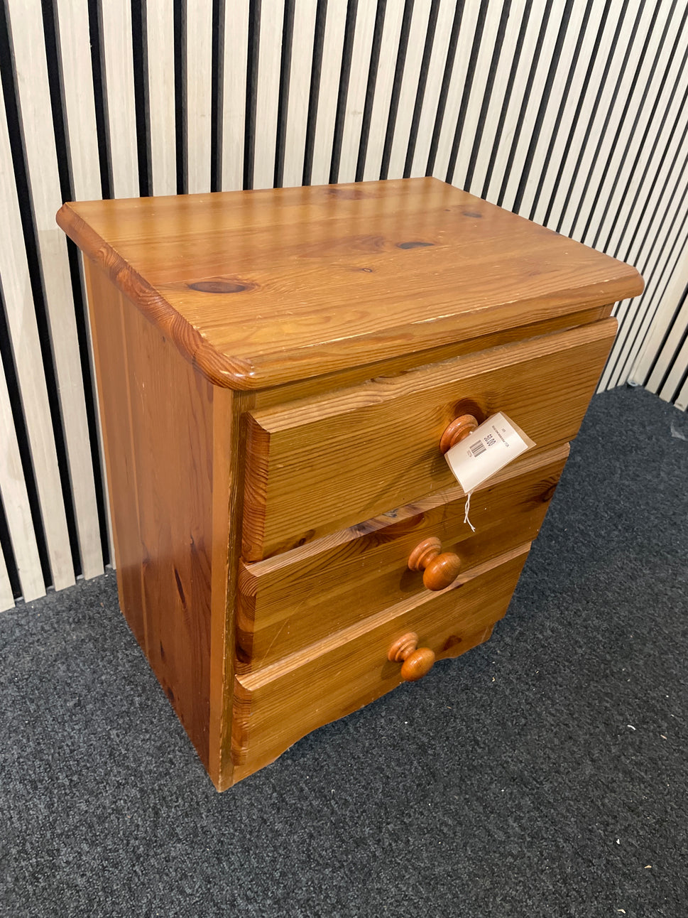 Solid pine 3 drawer bedside locker 1126
