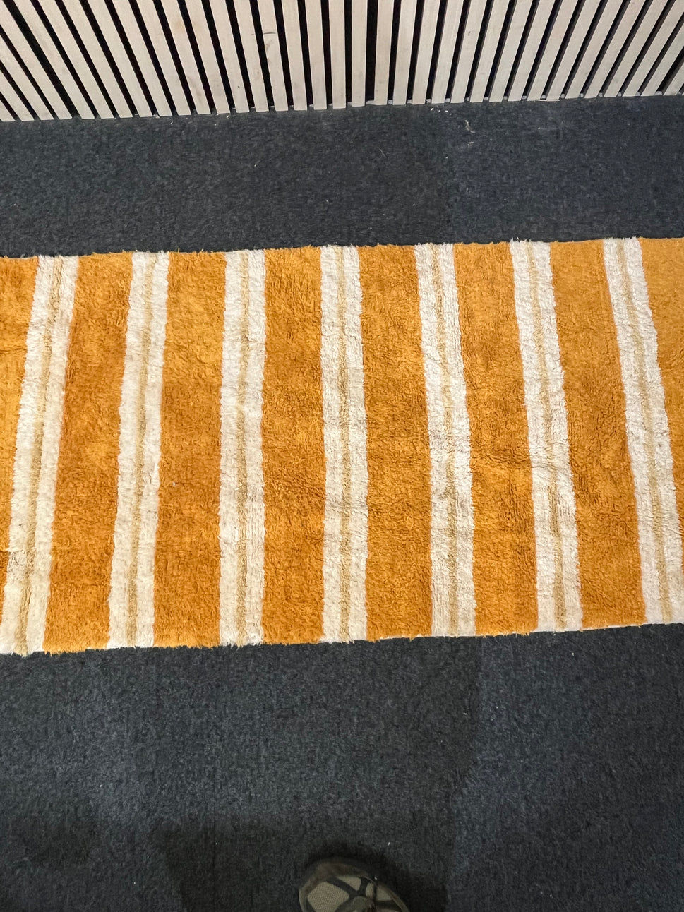 Orange and white fabric rug (75 x 160 cm) 3126