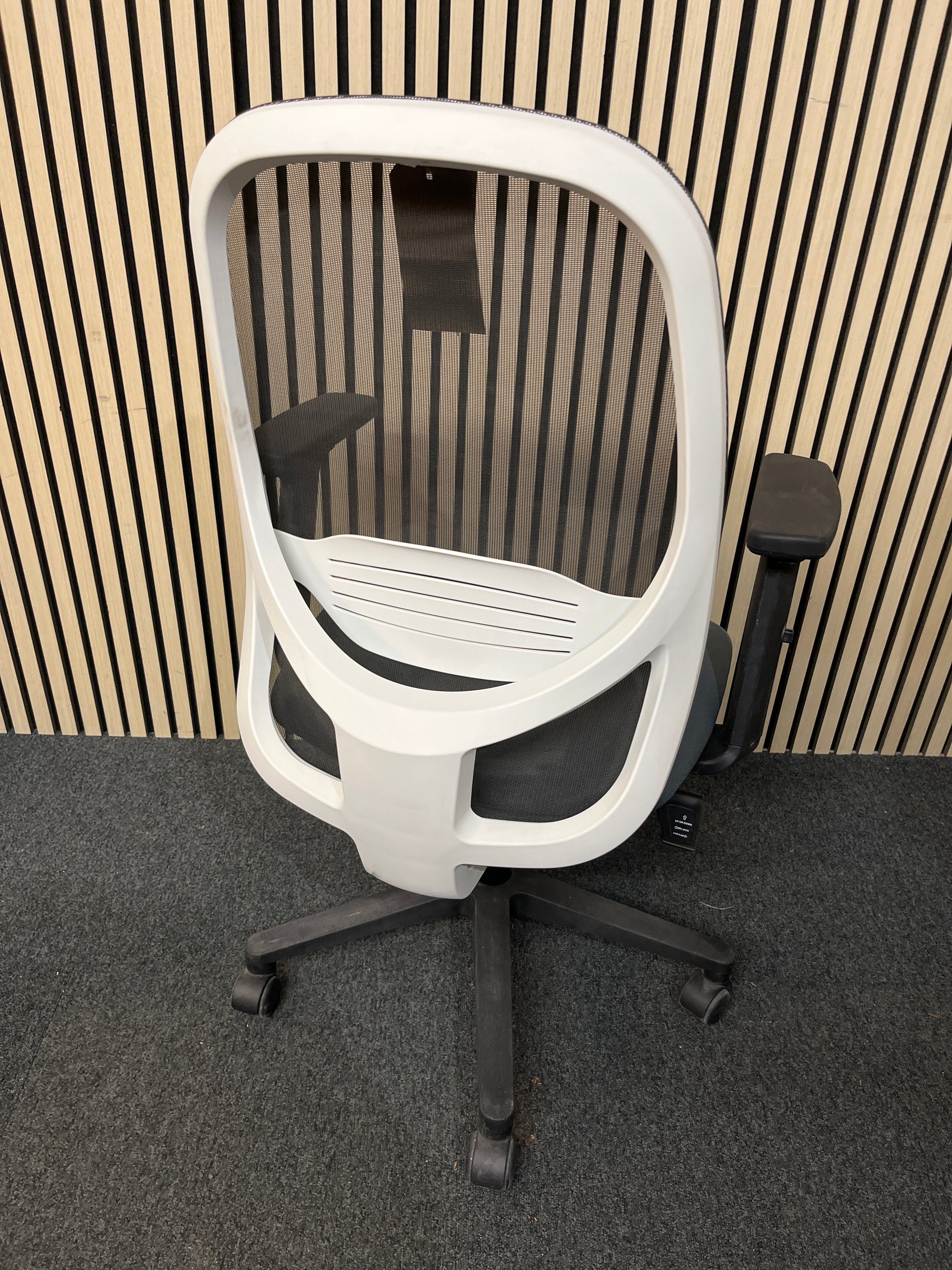 Low White mesh back, dark grey seat fabric swivel chair with black height adjustable arms and metal 5 star base on castors 1425