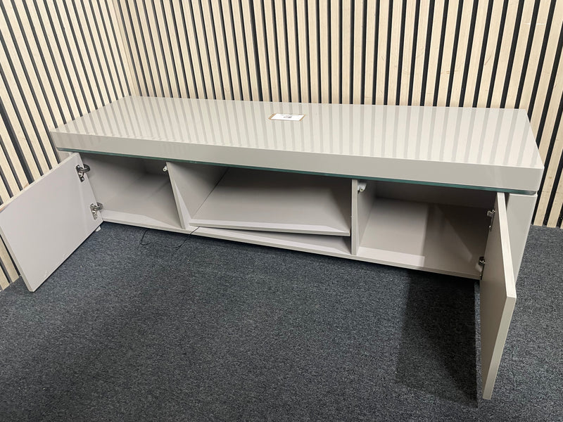 Modern grey gloss TV unit with glass top and shelving, height 41 cm, width 150 cm, depth 55 cm 44705
