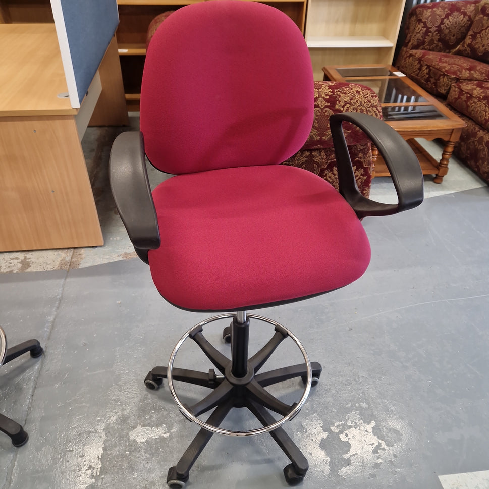 2 lever draughtsman swivel chair with fixed arms - Various fabric