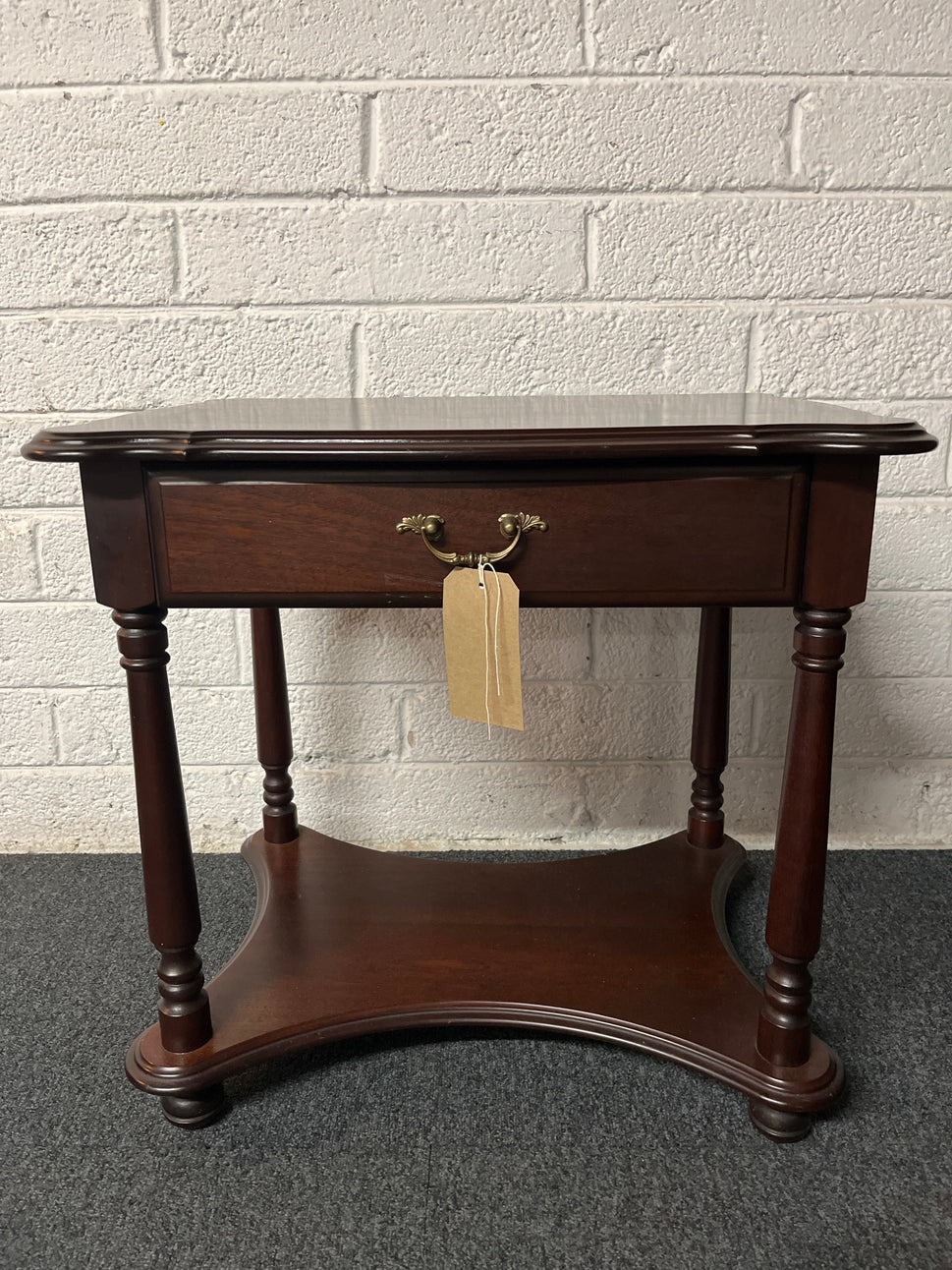 Rossmore mahogany 1 drawer bedside table (H 61 x W 64 x D 48 cm) 2225