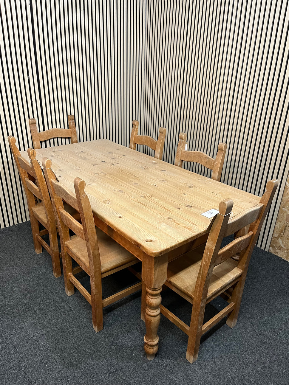 Solid pine large rectangular farmhouse table with 6 no. chairs (W 180 x D 90 cm) 3126
