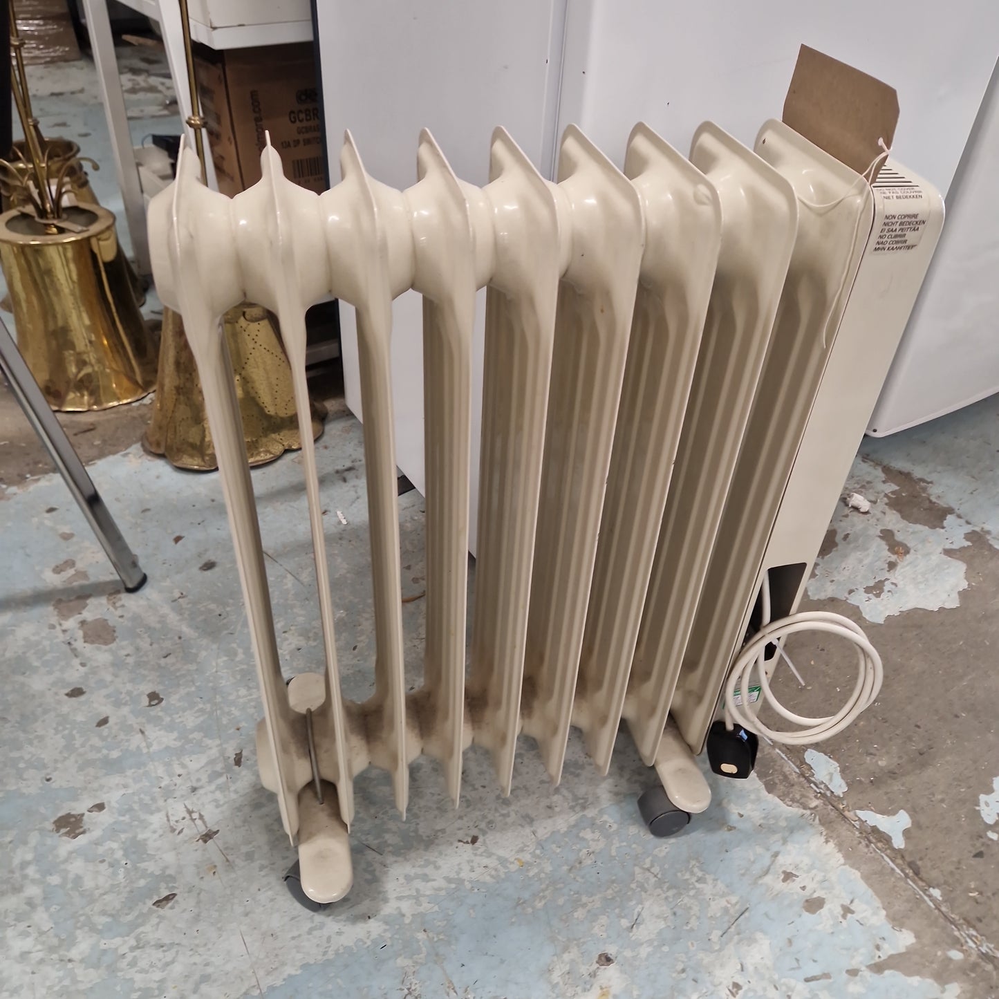 Oil filled electric radiator