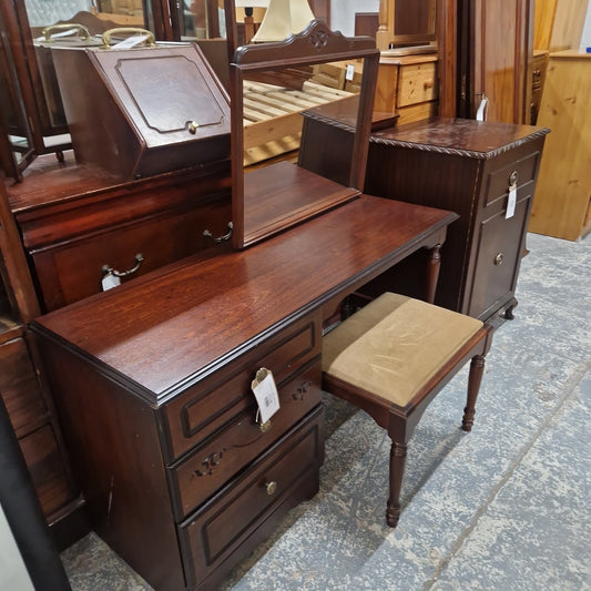 Rossmore mahogany 3 drawer dressing table with mirror and low stool