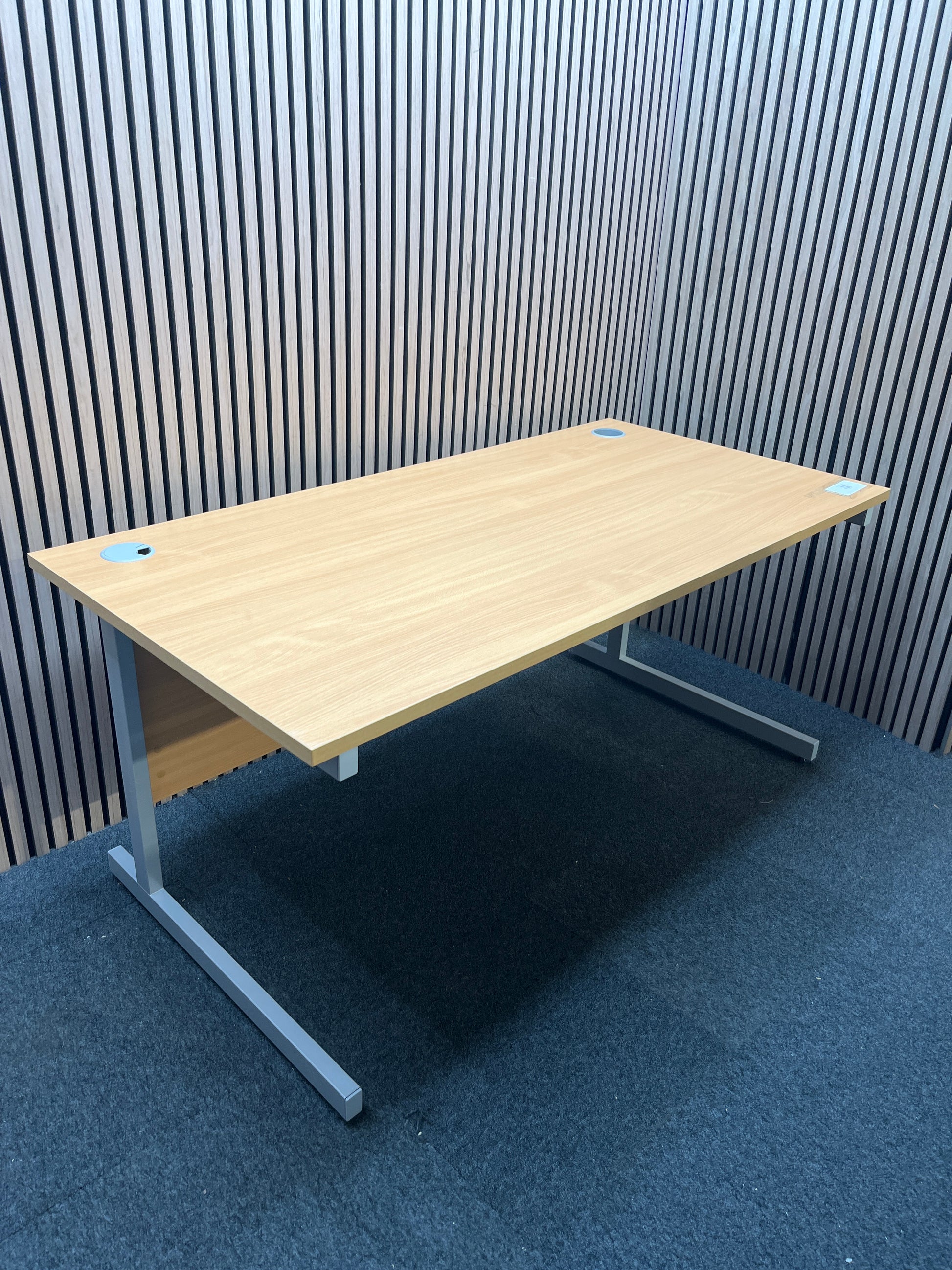 1600 x 800 straight beech desk