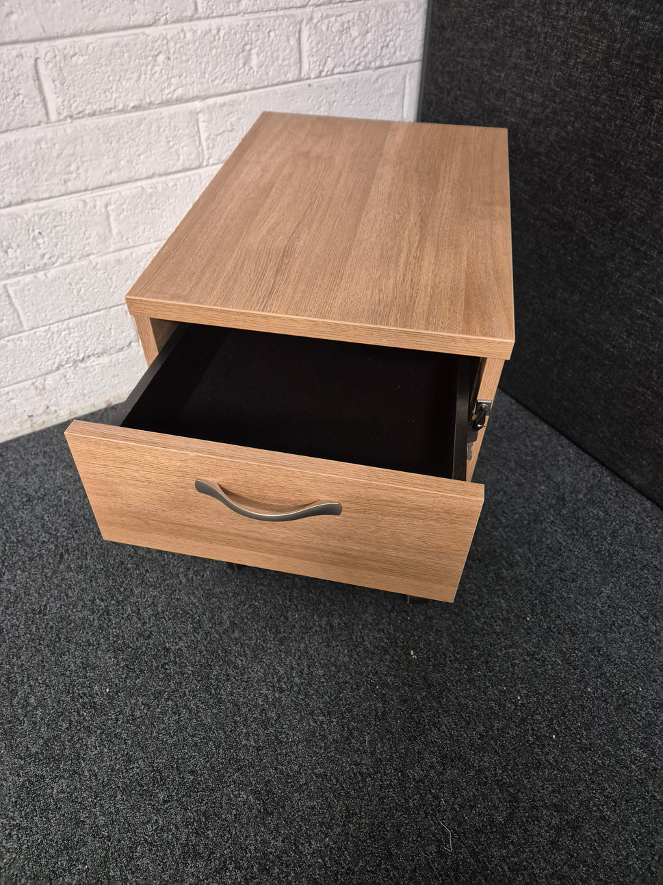 2 or 3 drawer wooden mobile pedestal