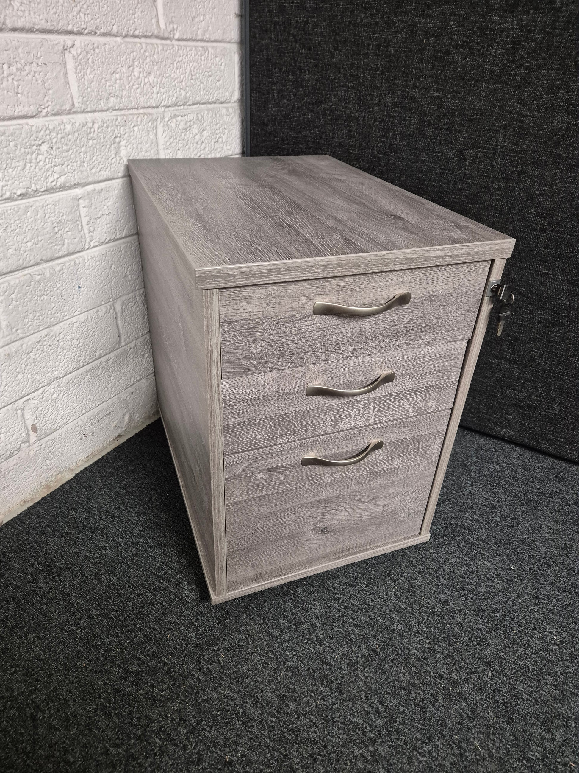 2 or 3 drawer wooden mobile pedestal