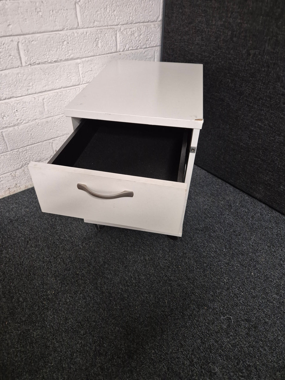 2 or 3 drawer wooden mobile pedestal