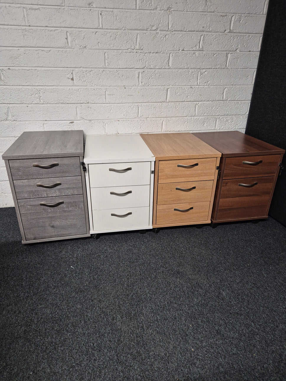 2 or 3 drawer wooden mobile pedestal