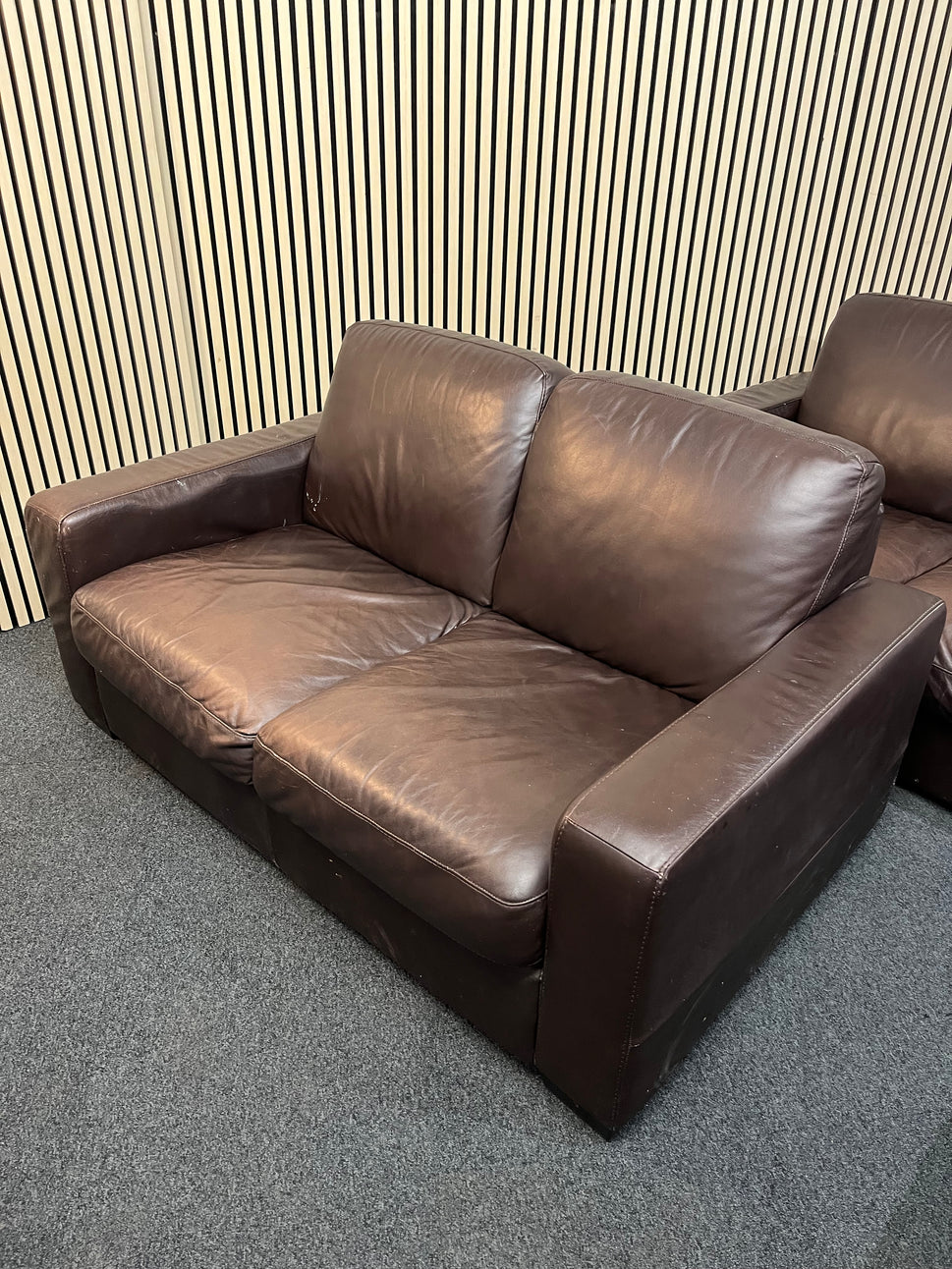 Brown pure leather 3+2+1 sofa set (Width - 3 seater 210 cm, 2 seater 150 cm, single 90 cm) 1425