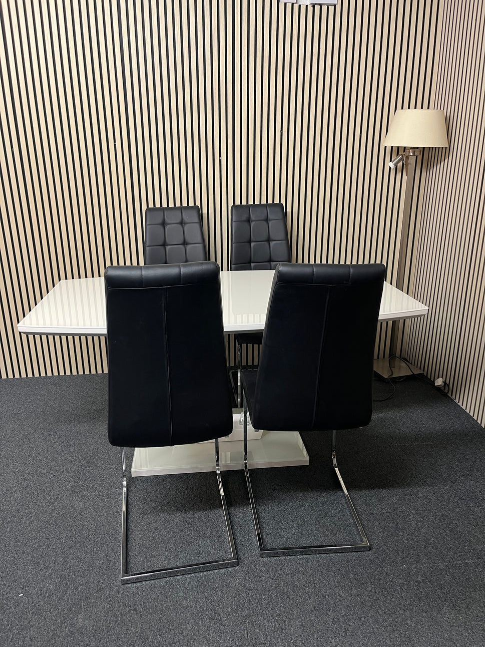 High polished glass modern dining table with 4 no. matching leather cantilever chairs 1325