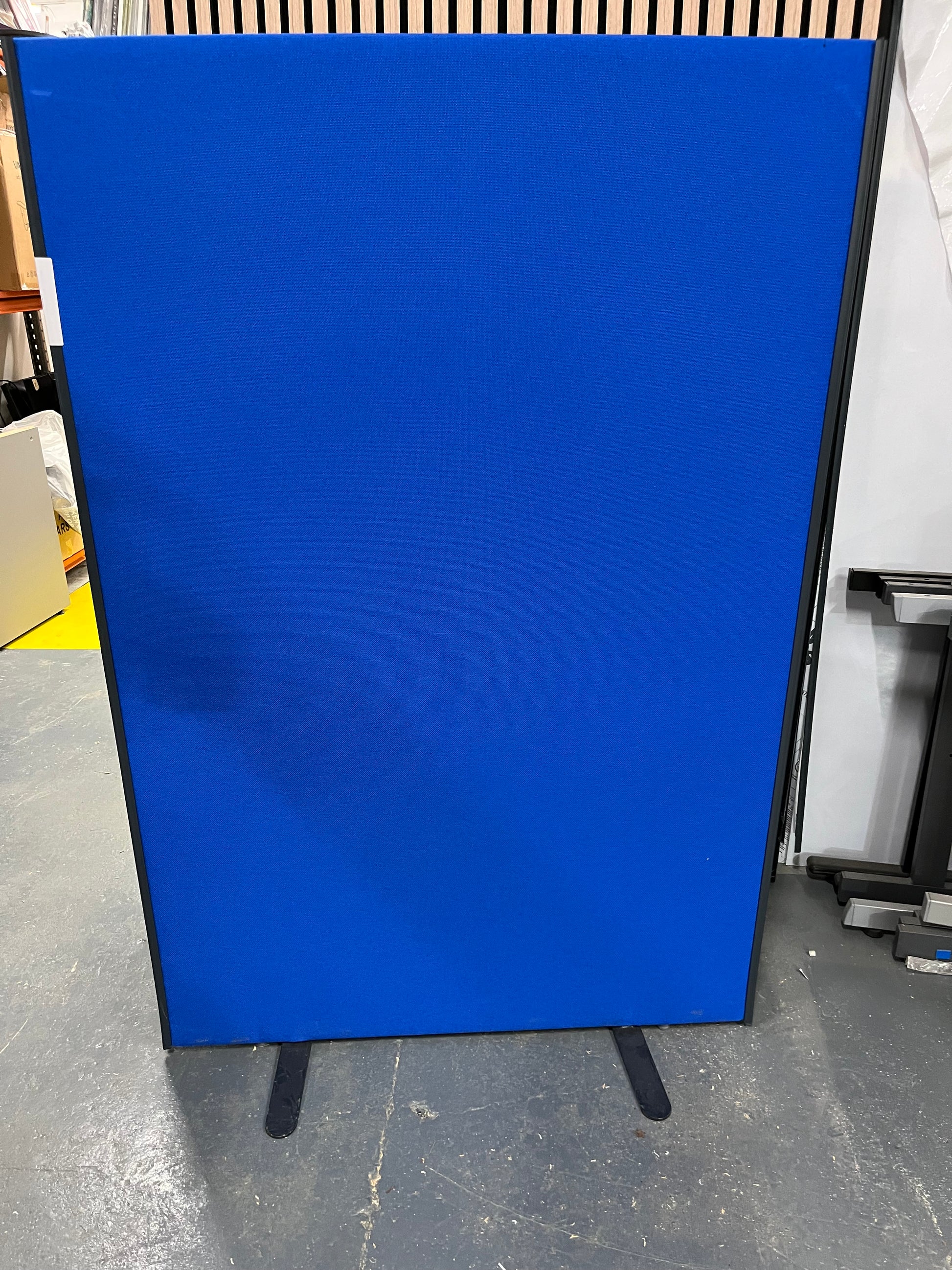 Blue Floor standing screens 1200W x 1500H