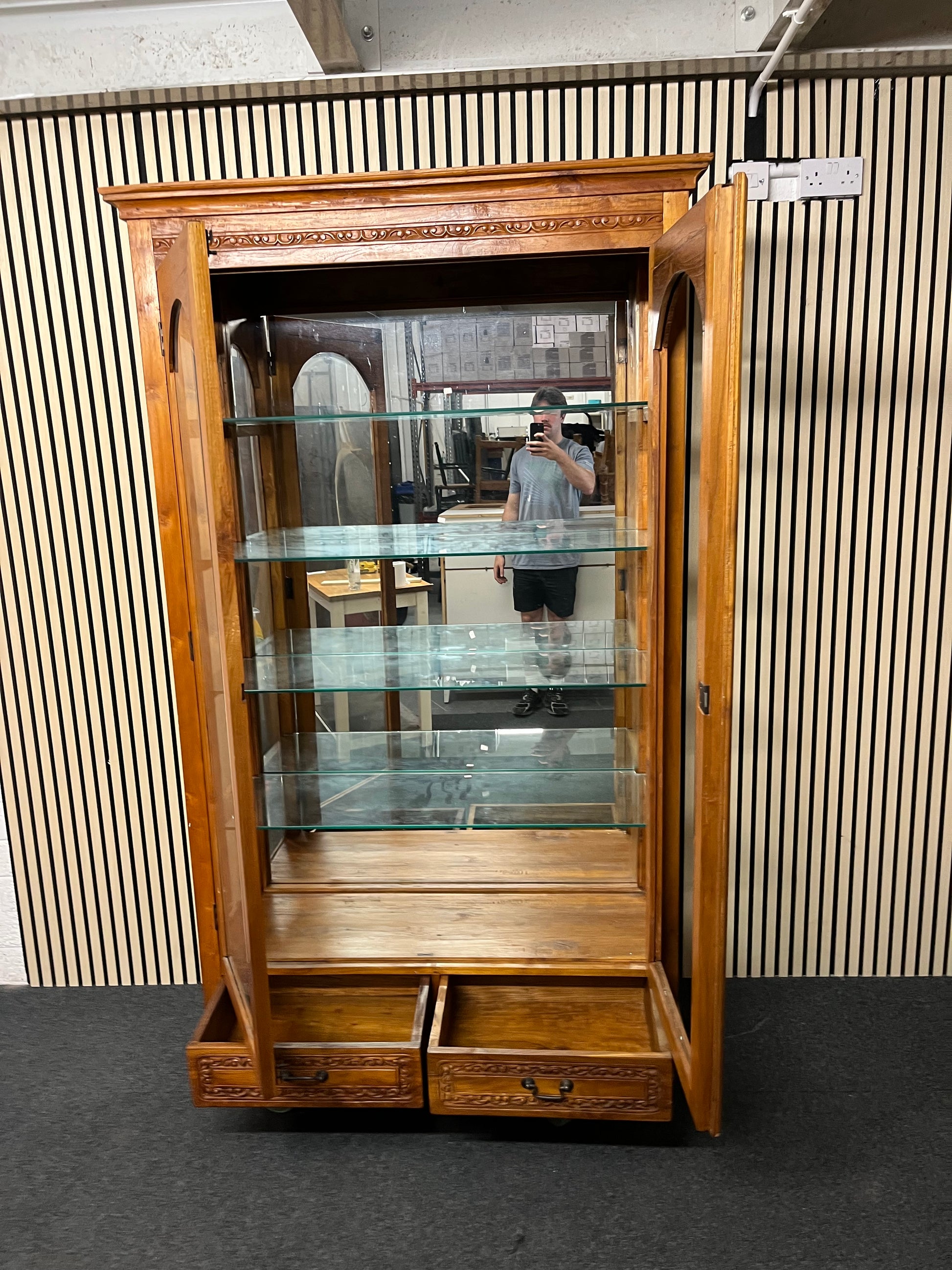 Solid dark wood carved details large 2 glass door 2 drawer display unit, glass missing from 1 door (H 200 x W 122 x D 45 cm) 1325