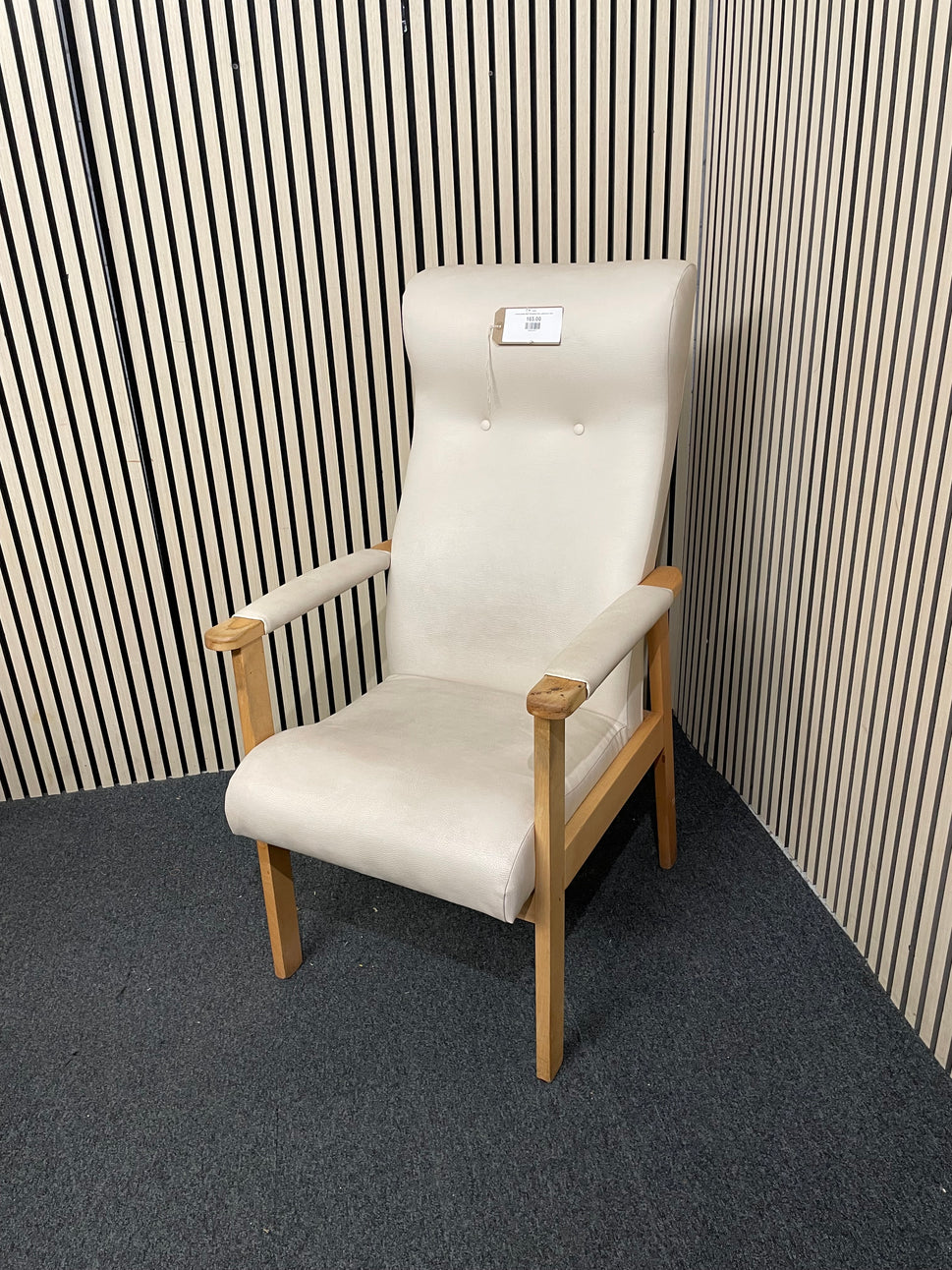 Cream leather high orthopedic chair, solid arms 2425