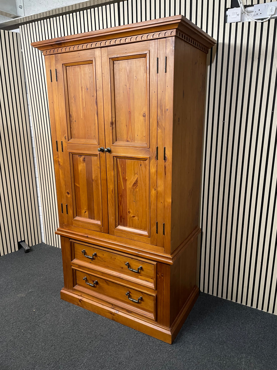 Natural solid pine ornate tall 2 door 2 drawer wardrobe with pelmet (H 202 x W 105 x D 63 cm) 2425