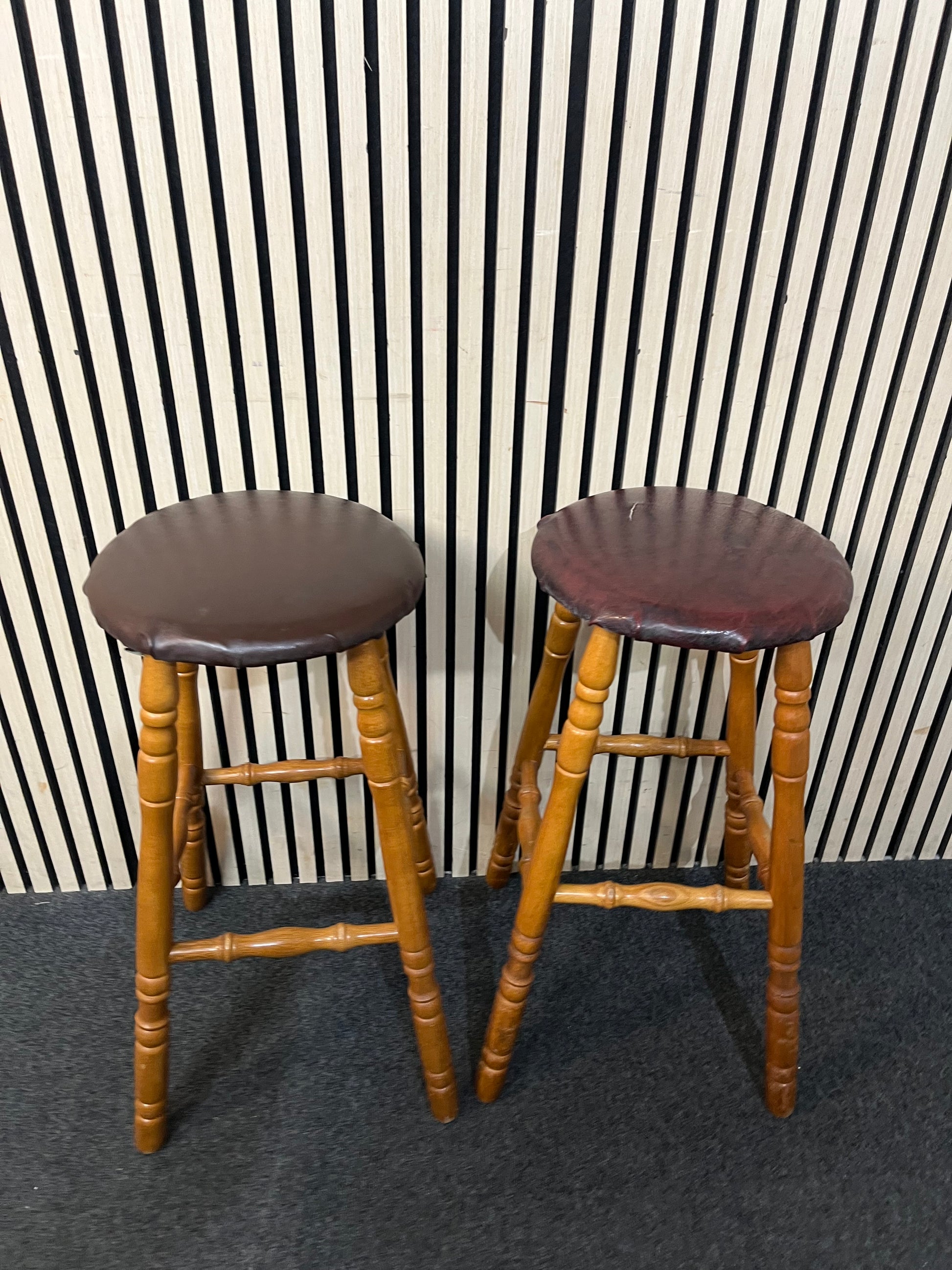 Pair of Pine high stools with brown viynl top 43465