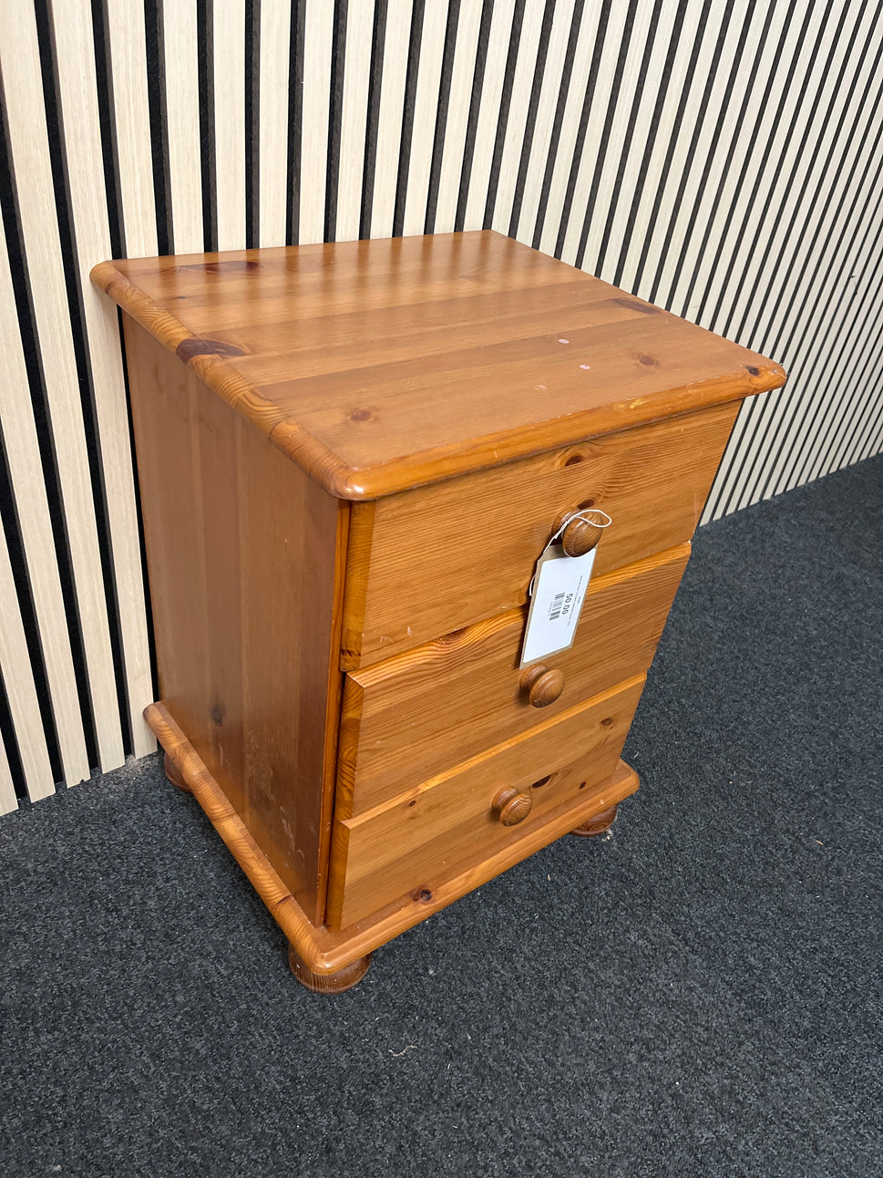 Natural pine 3 drawer bedside locker 1325