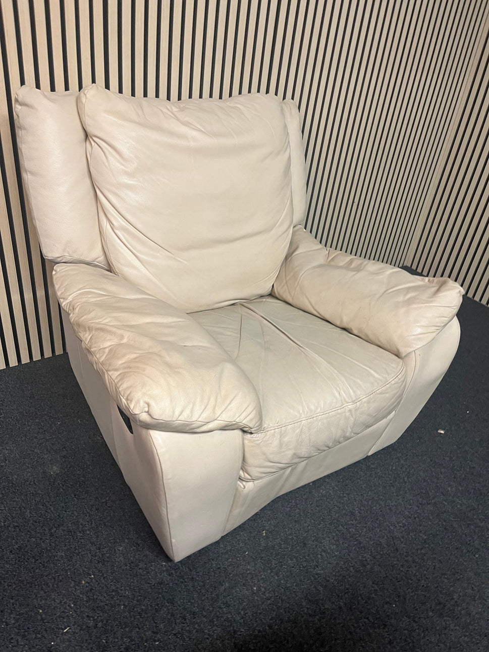Real cream leather armchair 1325
