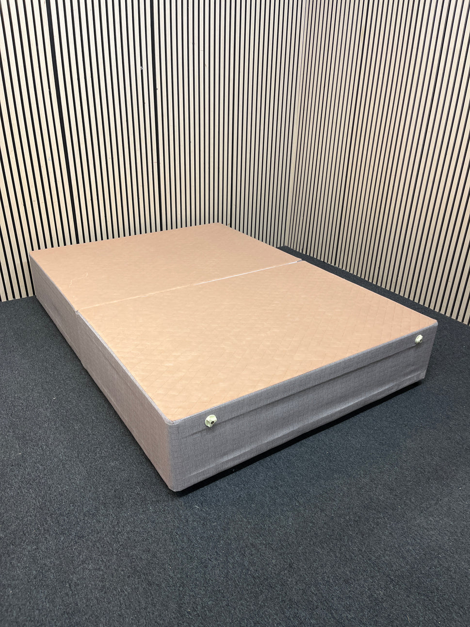 5ft grey fabric divan base (KING) 3126