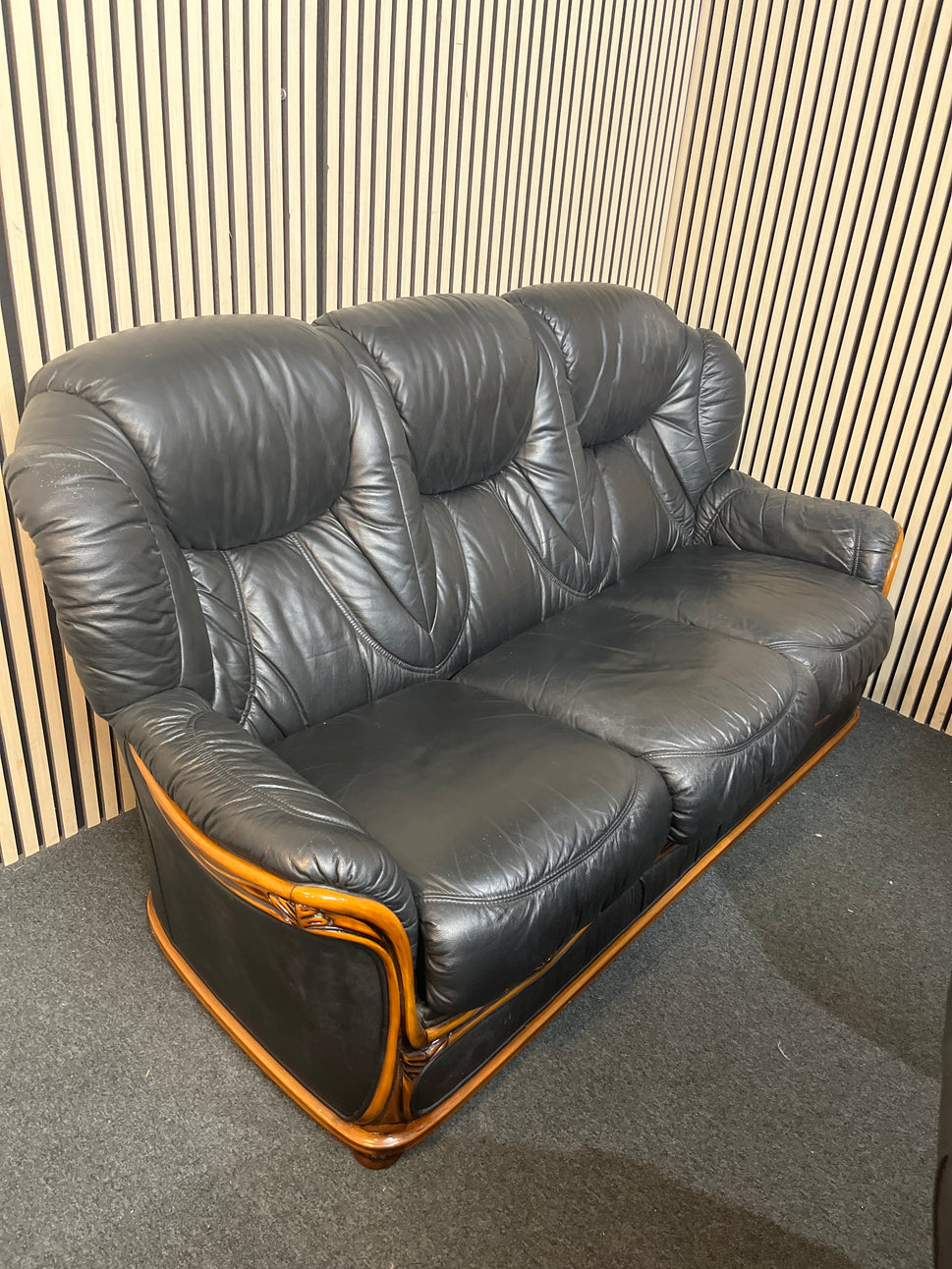 3+1+1 high back black leather suite with wood trim frame 43449