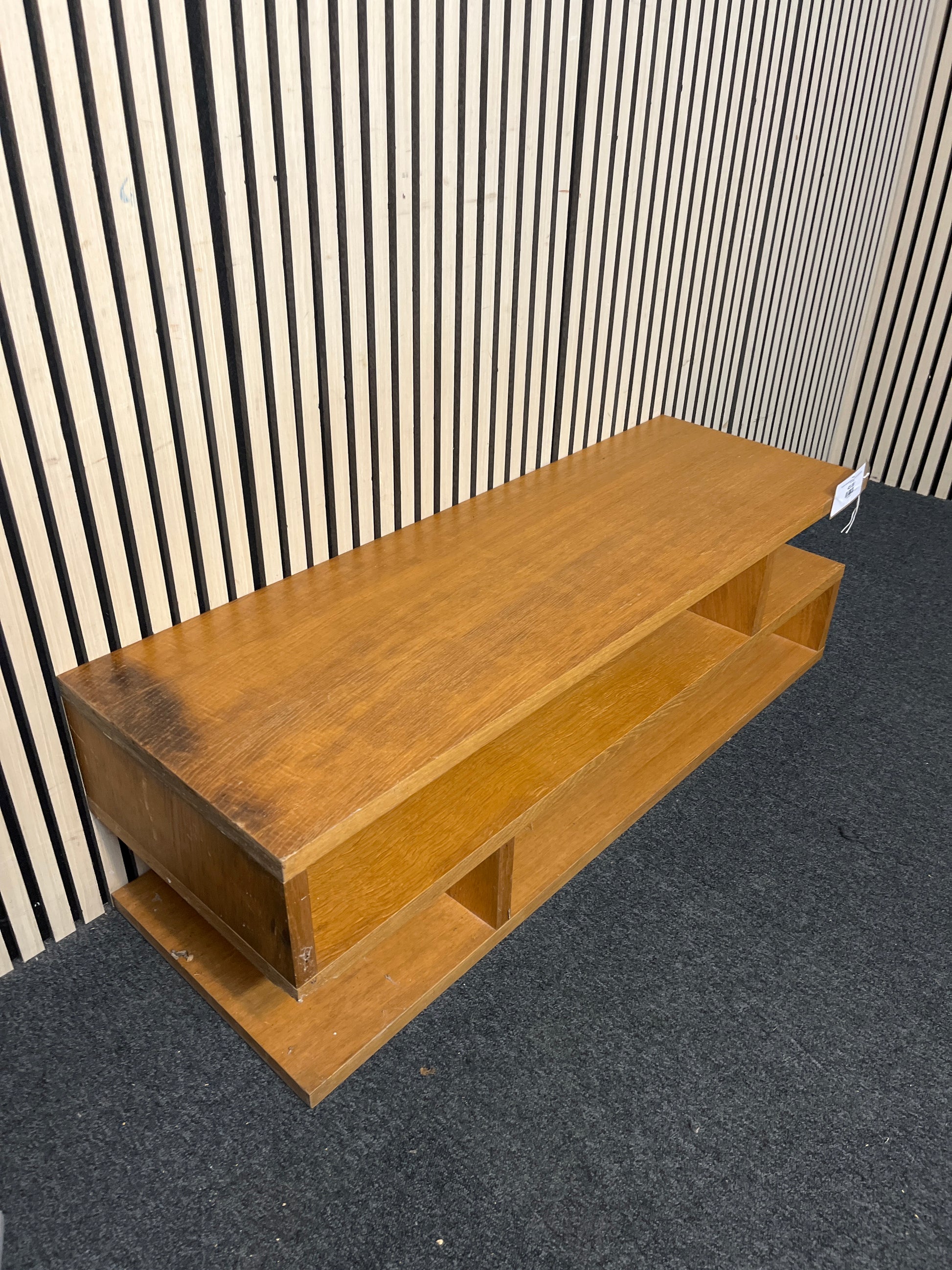 Three-tier solid pine designer tv unit (H 37 x W 120 x D 40 cm) 44056