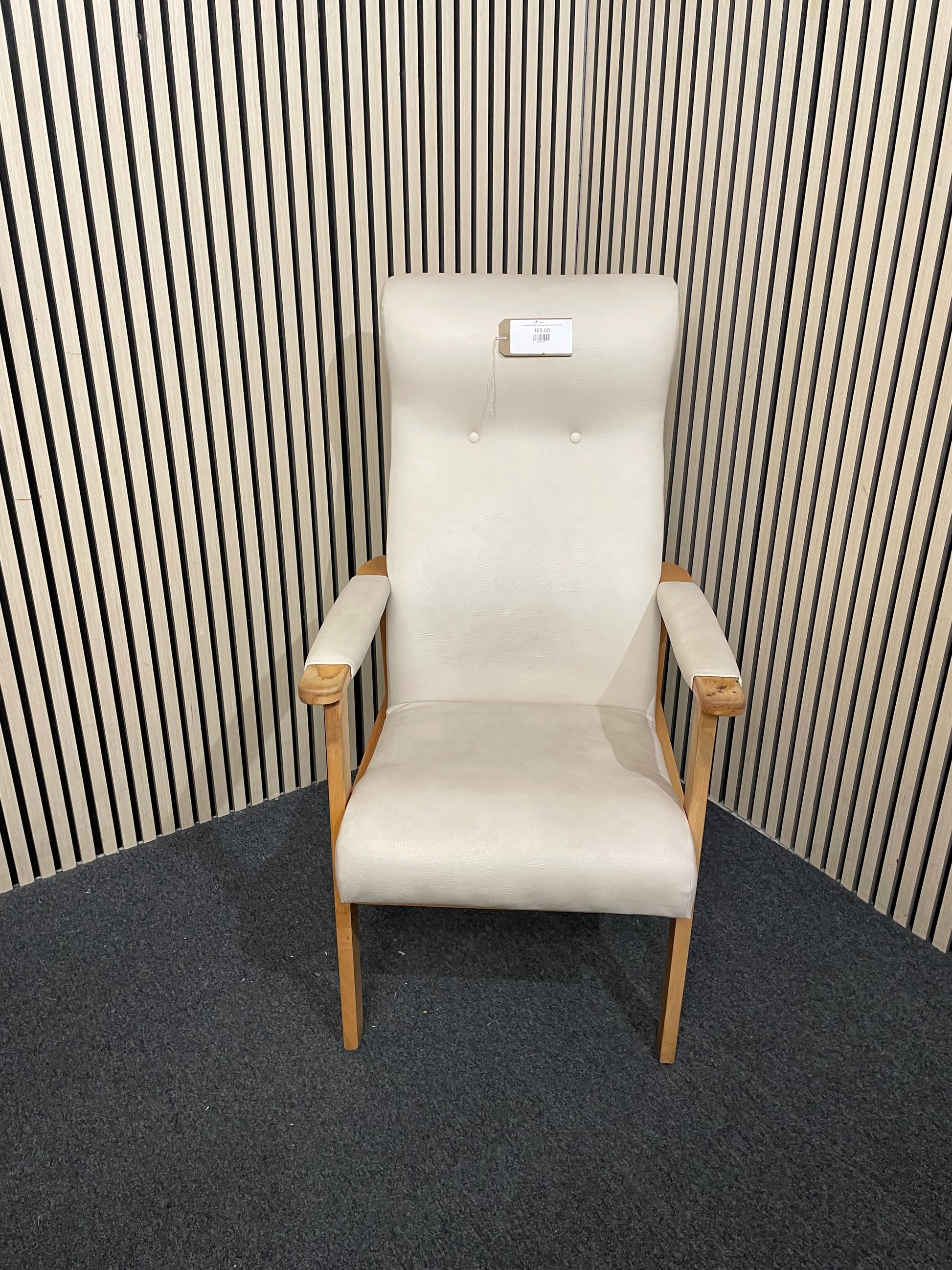 Cream leather high orthopedic chair, solid arms 2425