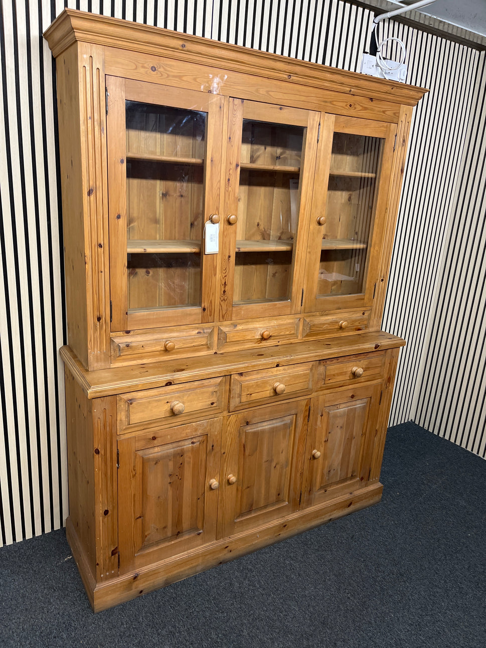 Solid pine 3 glass door, 6 drawer and 3 base door kitchen dresser (H 203 x W 153 x D 46 cm) 2425