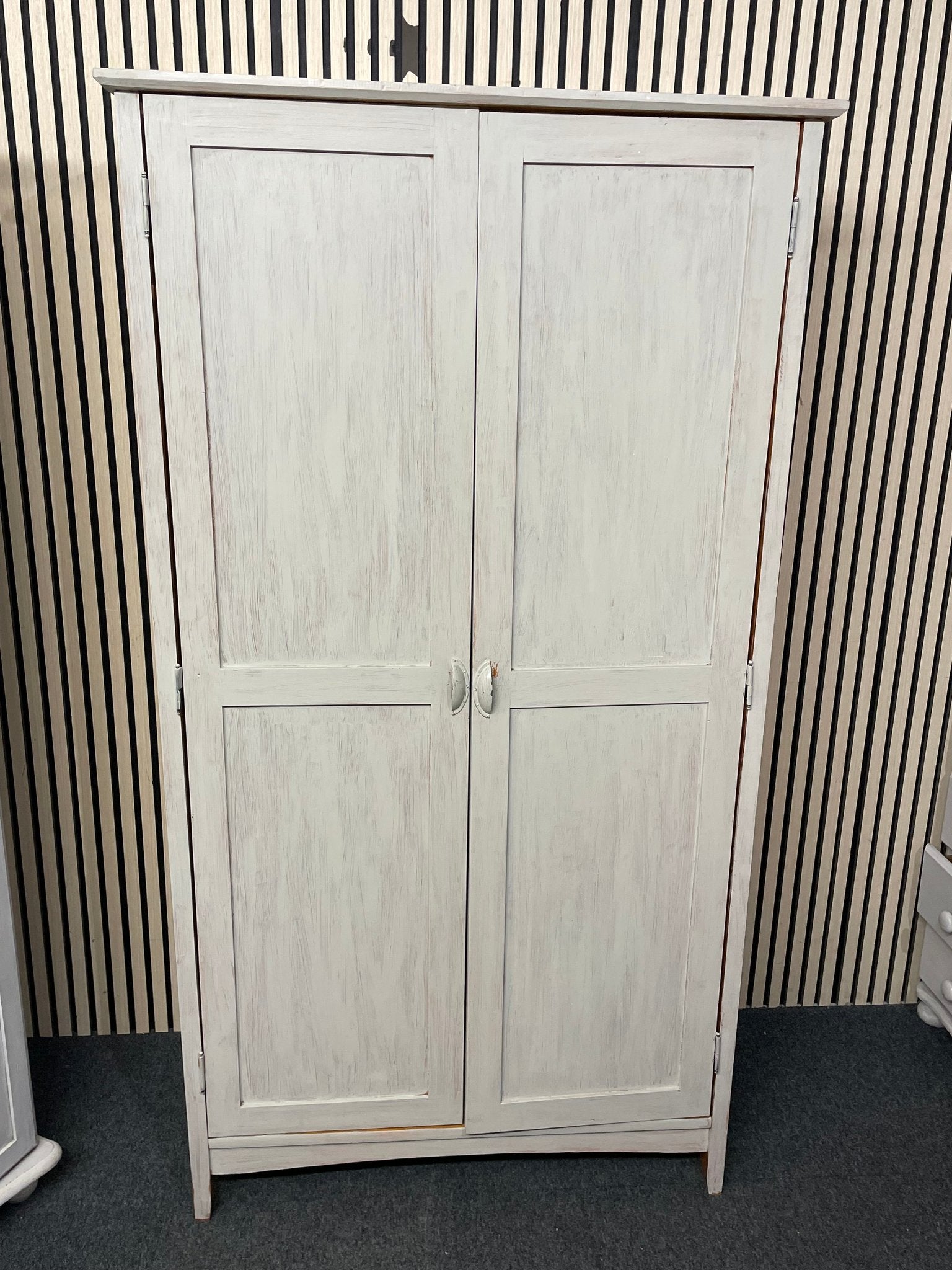 Solid pine grey white wash painted tall 2 door wardrobe 1126