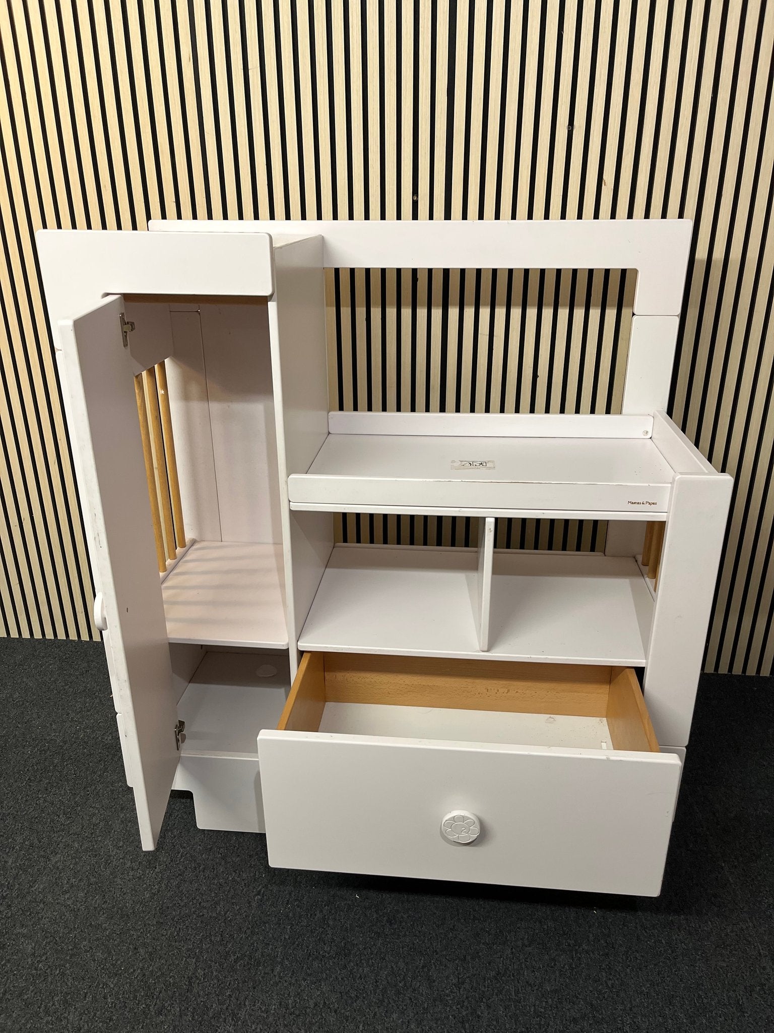 White laminate one drawer one door tiered baby changing unit (H 130 x W 120 x D 53 cm) 1126