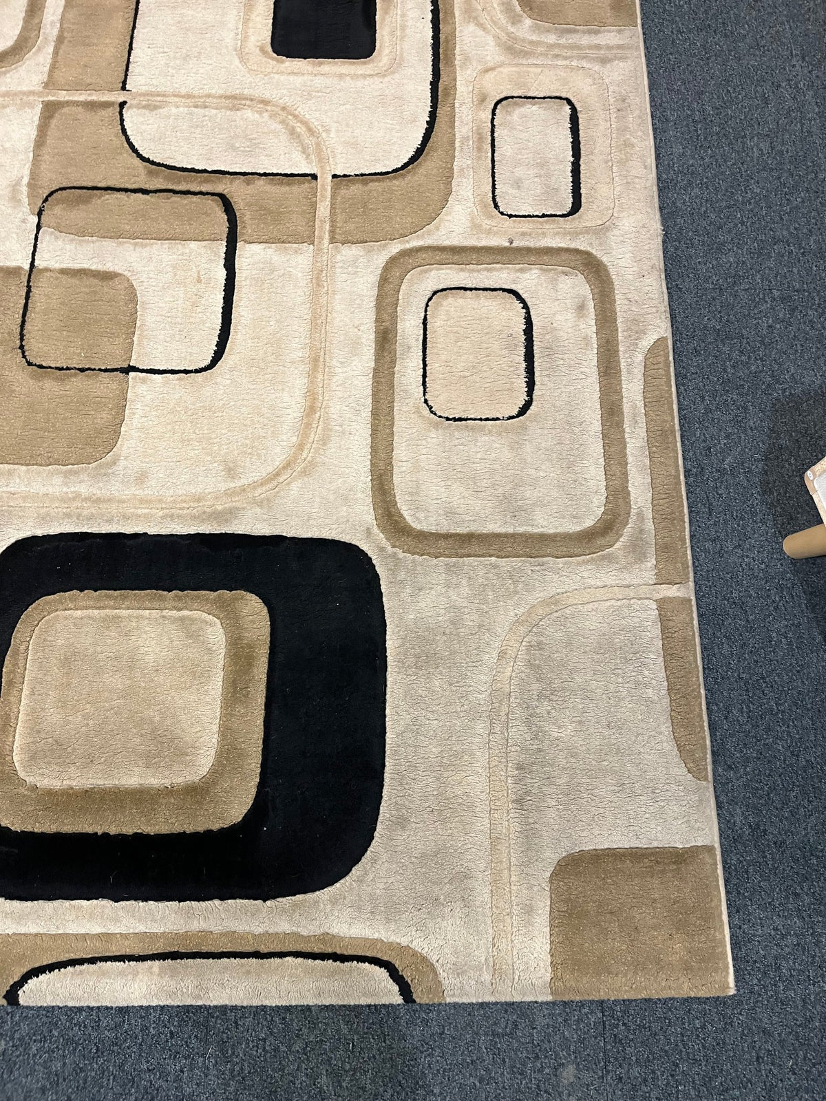 Grey and brown pattern rug (238 x 158 cm) 3126