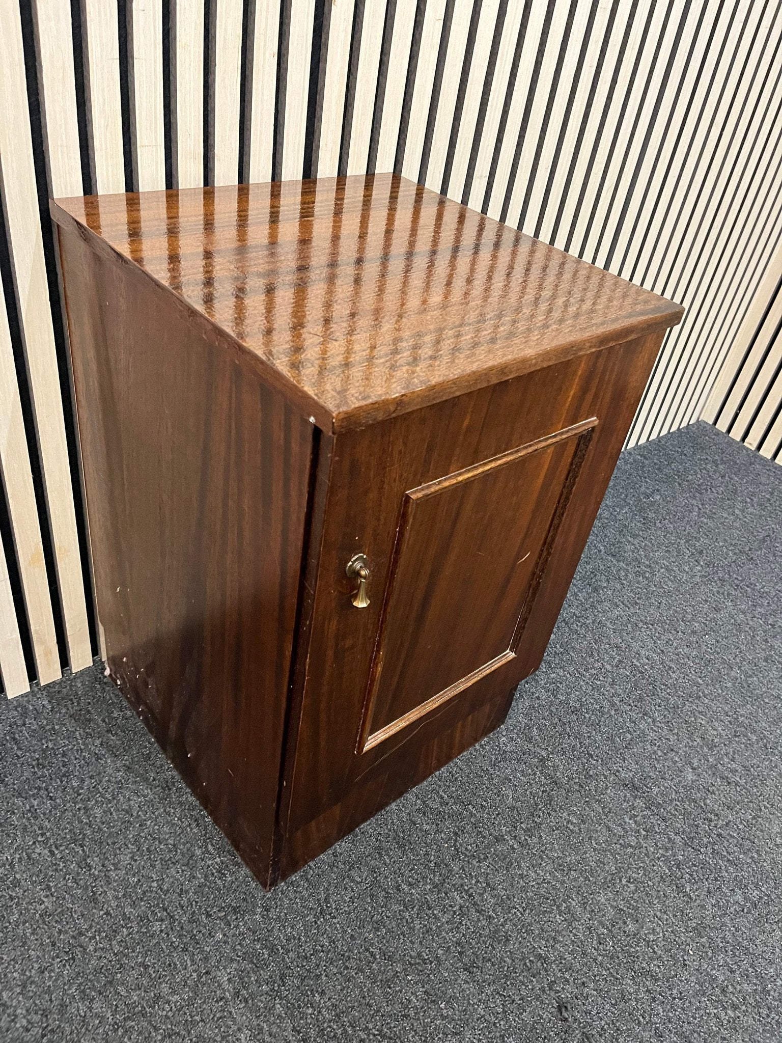 Mahogany 1 drawer bedside locker 3126
