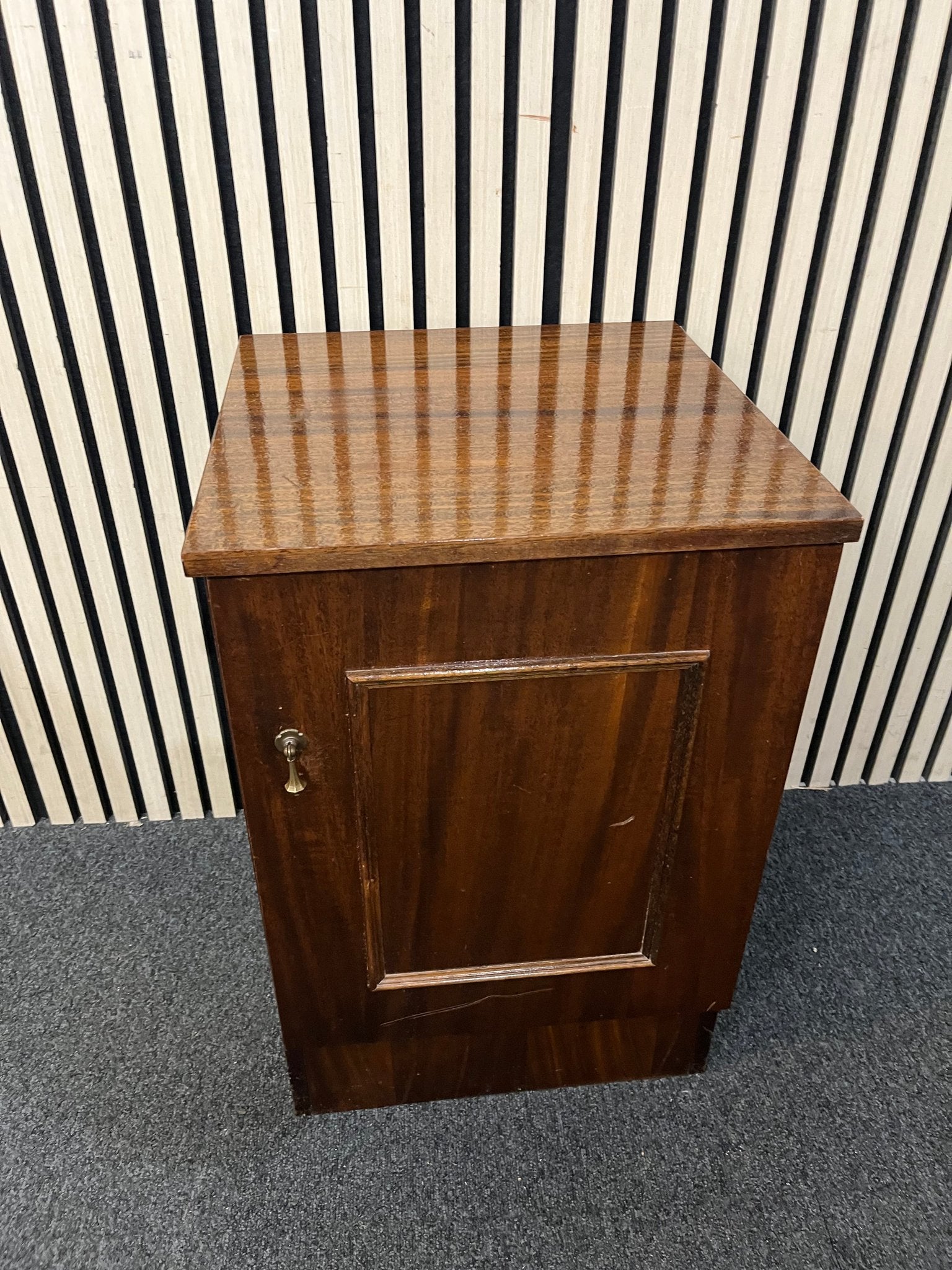 Mahogany 1 drawer bedside locker 3126