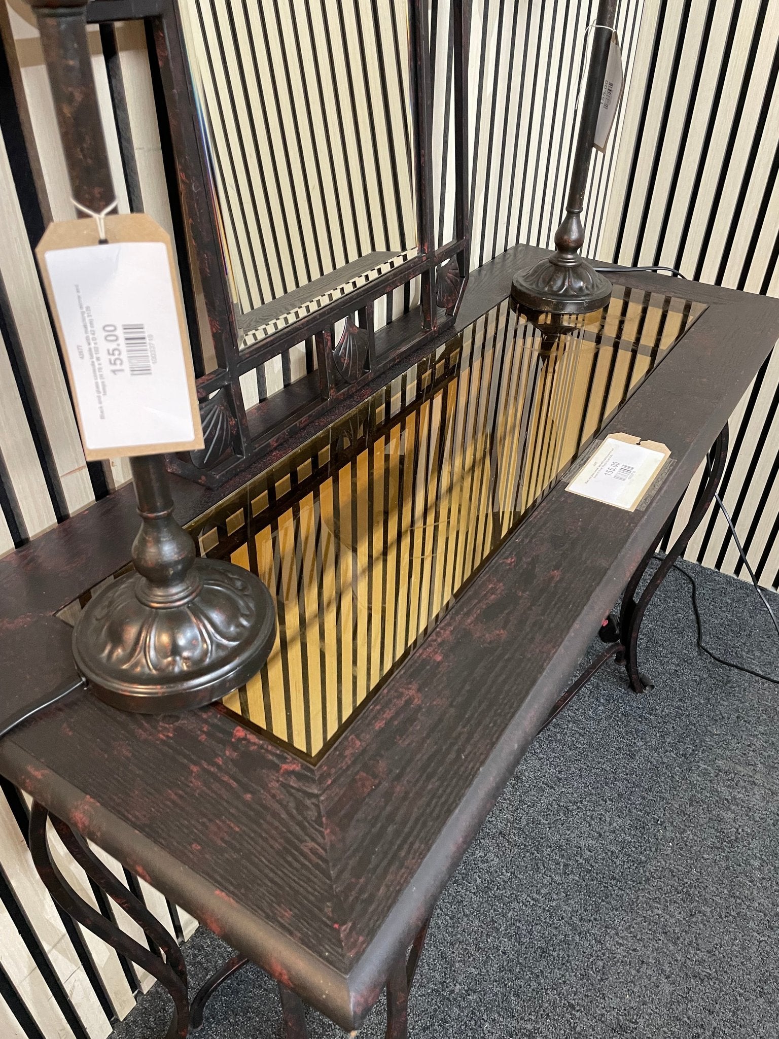 Black and glass console table (H 76 x W 102 x D 42 cm) 3126