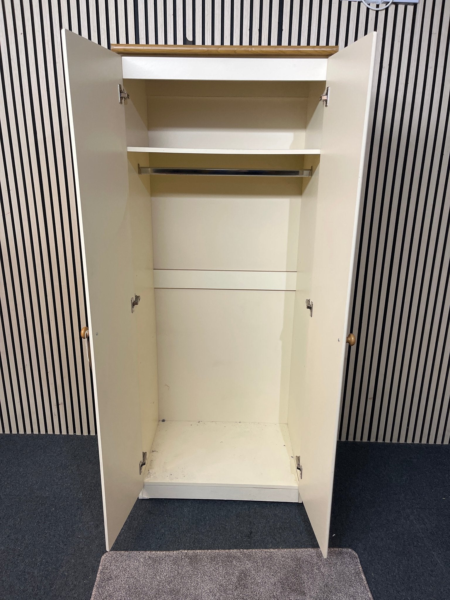 Tall cream and pine 2 door wardrobe (H 184 x W 74 x D 54 cm) 3126