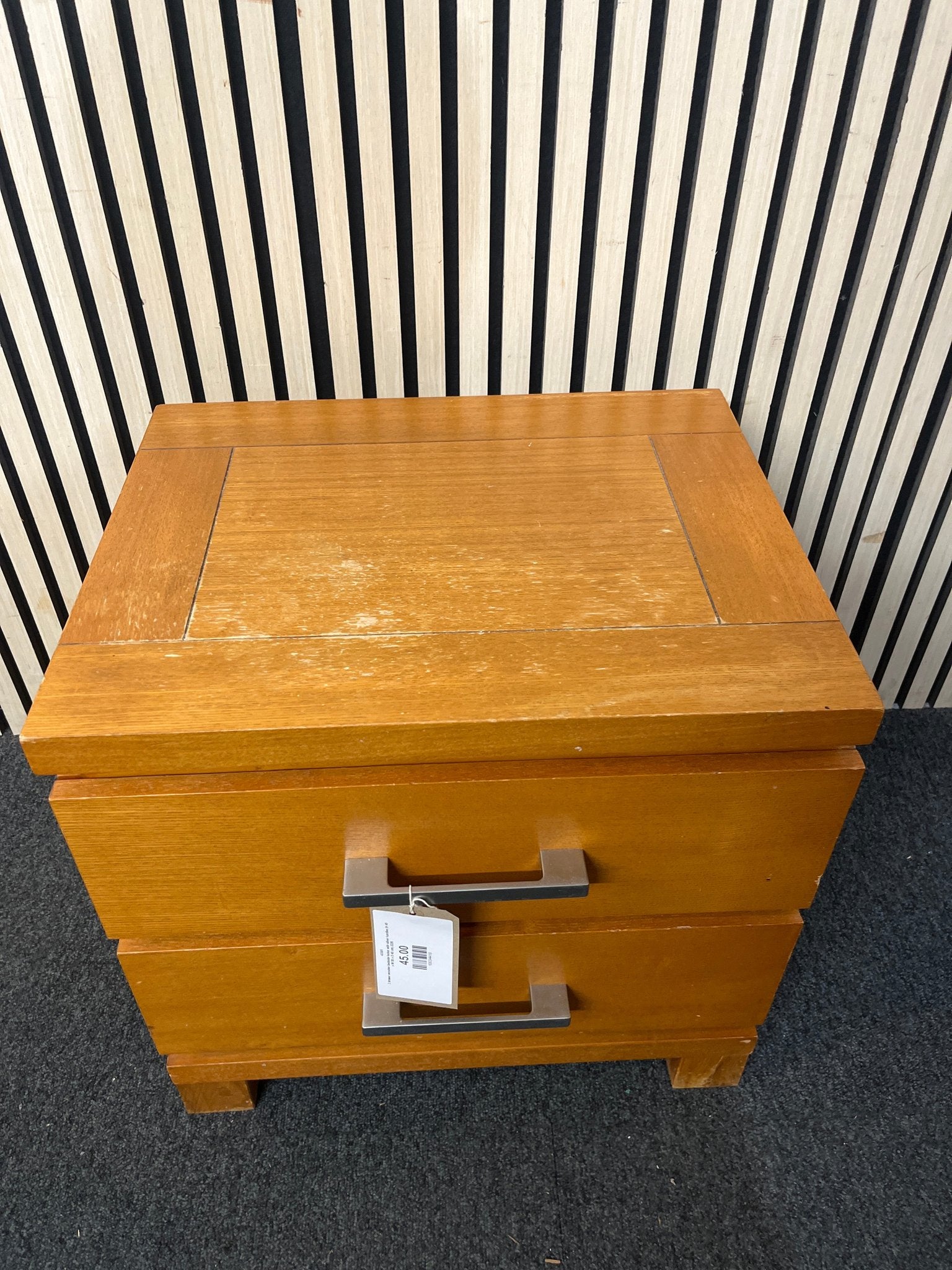 2 drawer wooden bedside locker with silver handles (H 49 x W 50 x D 40 cm) 2226