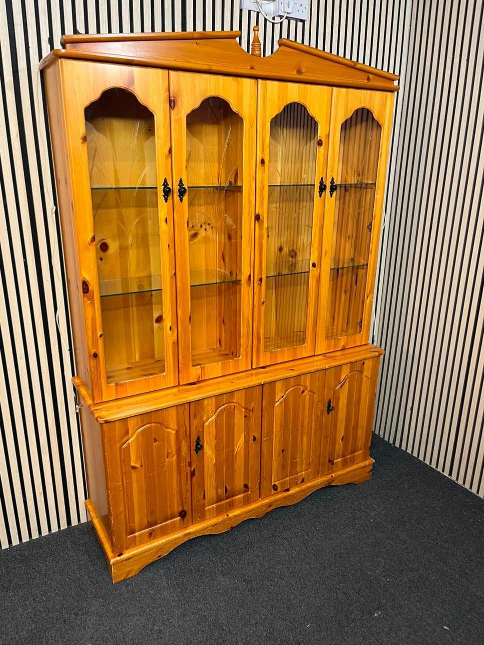 Solid Pine 4+4 glass display unit (H 202 x W 138 x D 42 cm) 43347